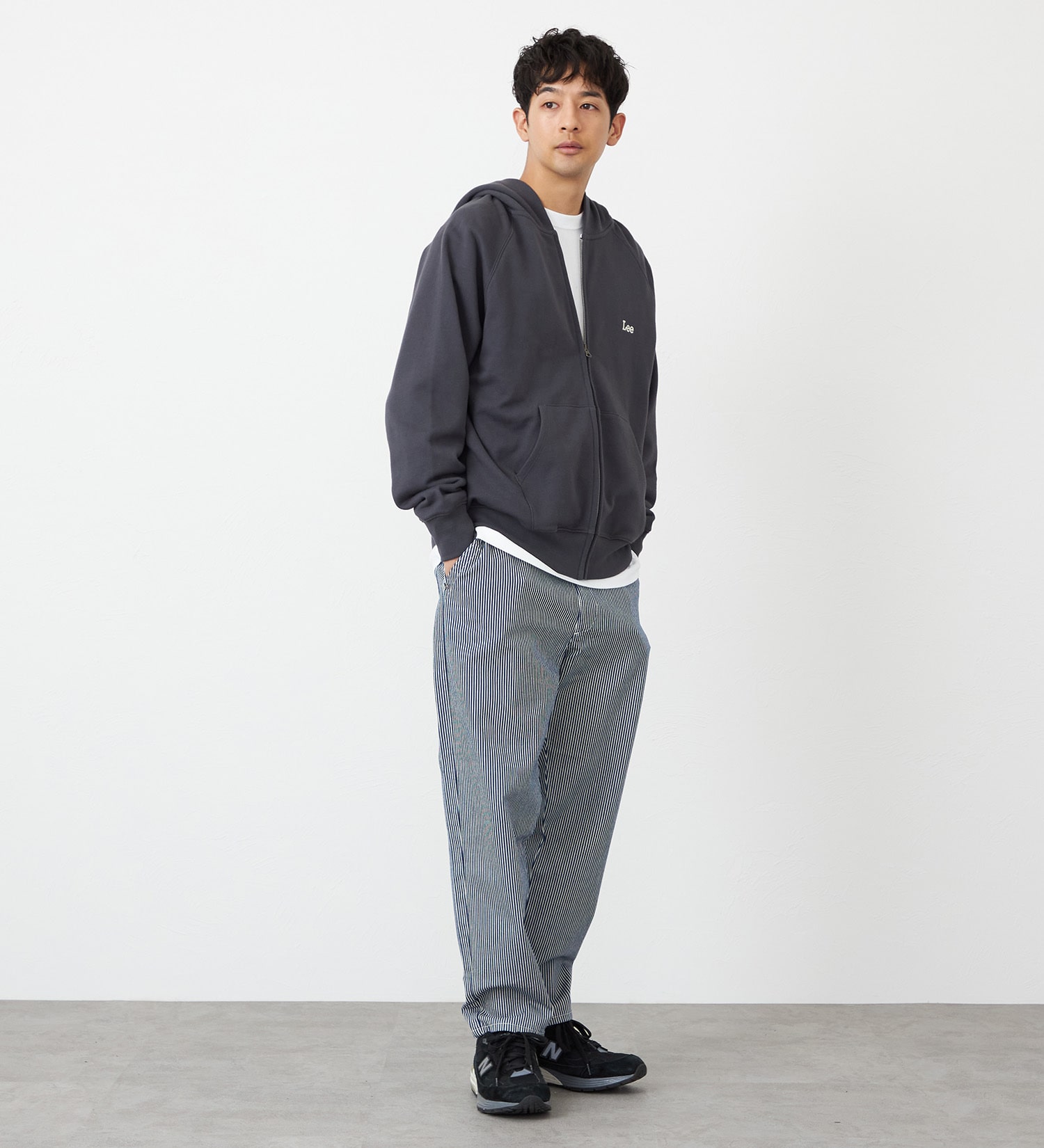 Lee(リー)のジップアップスウェットパーカー【アウトレット店舗・WEB限定】|トップス/パーカー/メンズ|チャコールグレー