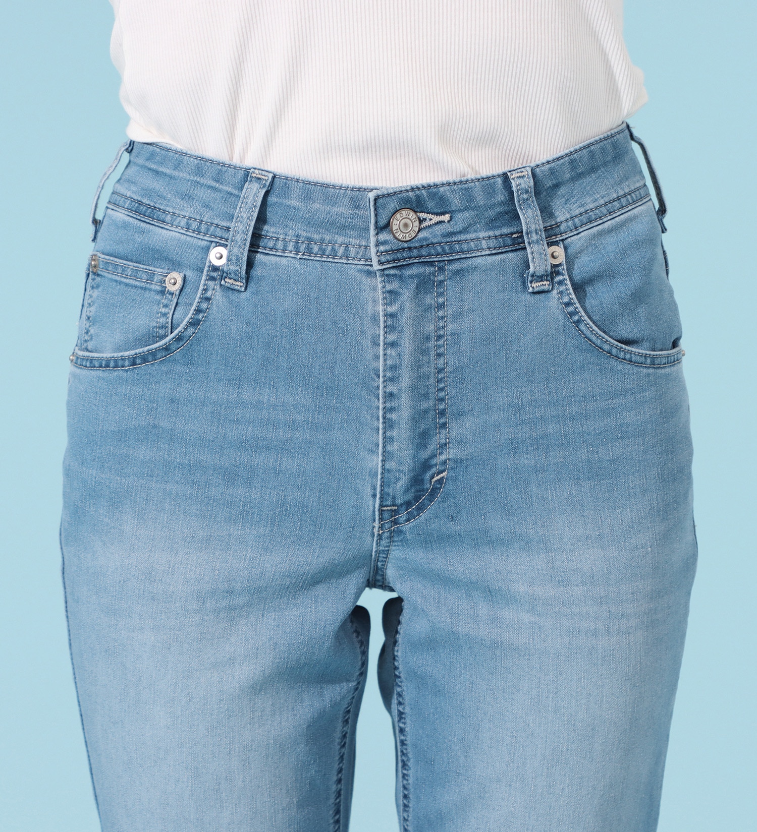 EDWIN(エドウイン)のCOOLサマーストレートデニムパンツ【涼】【アウトレット店舗・WEB限定商品】|パンツ/デニム / ジーンズパンツ/レディース|淡色ブルー