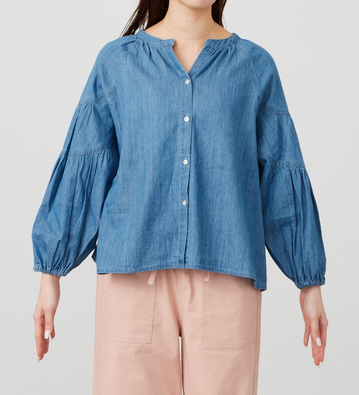 EDWIN(エドウイン)のデニムボヘミアンシャツ【アウトレット店舗・WEB限定商品】|トップス/シャツ/ブラウス/レディース|中色ブルー