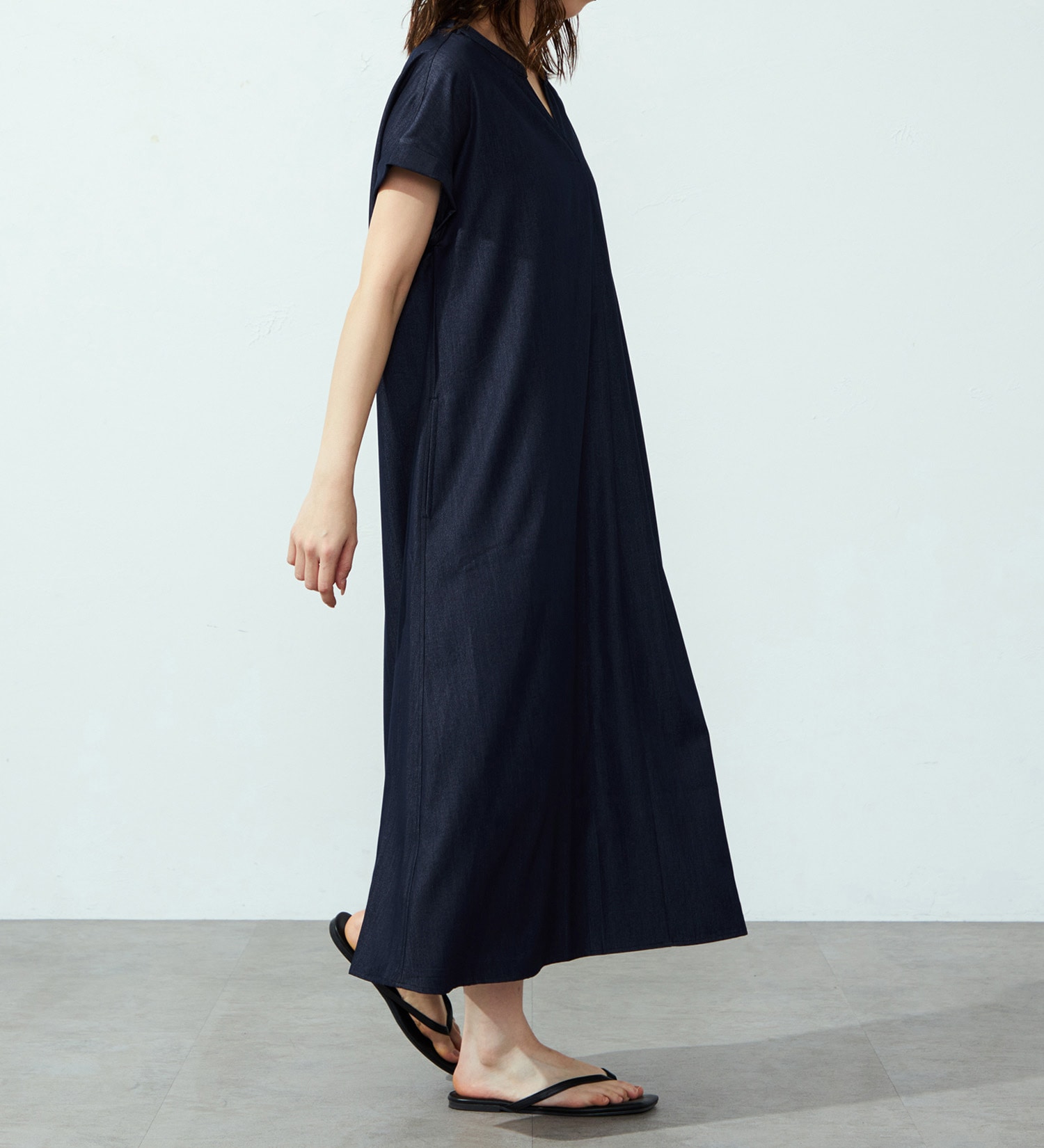 EDWIN(エドウイン)の【ポイントアップ対象】Vネックワンピース【アウトレット店舗・WEB限定】|ワンピース/ワンピース/レディース|ブルー