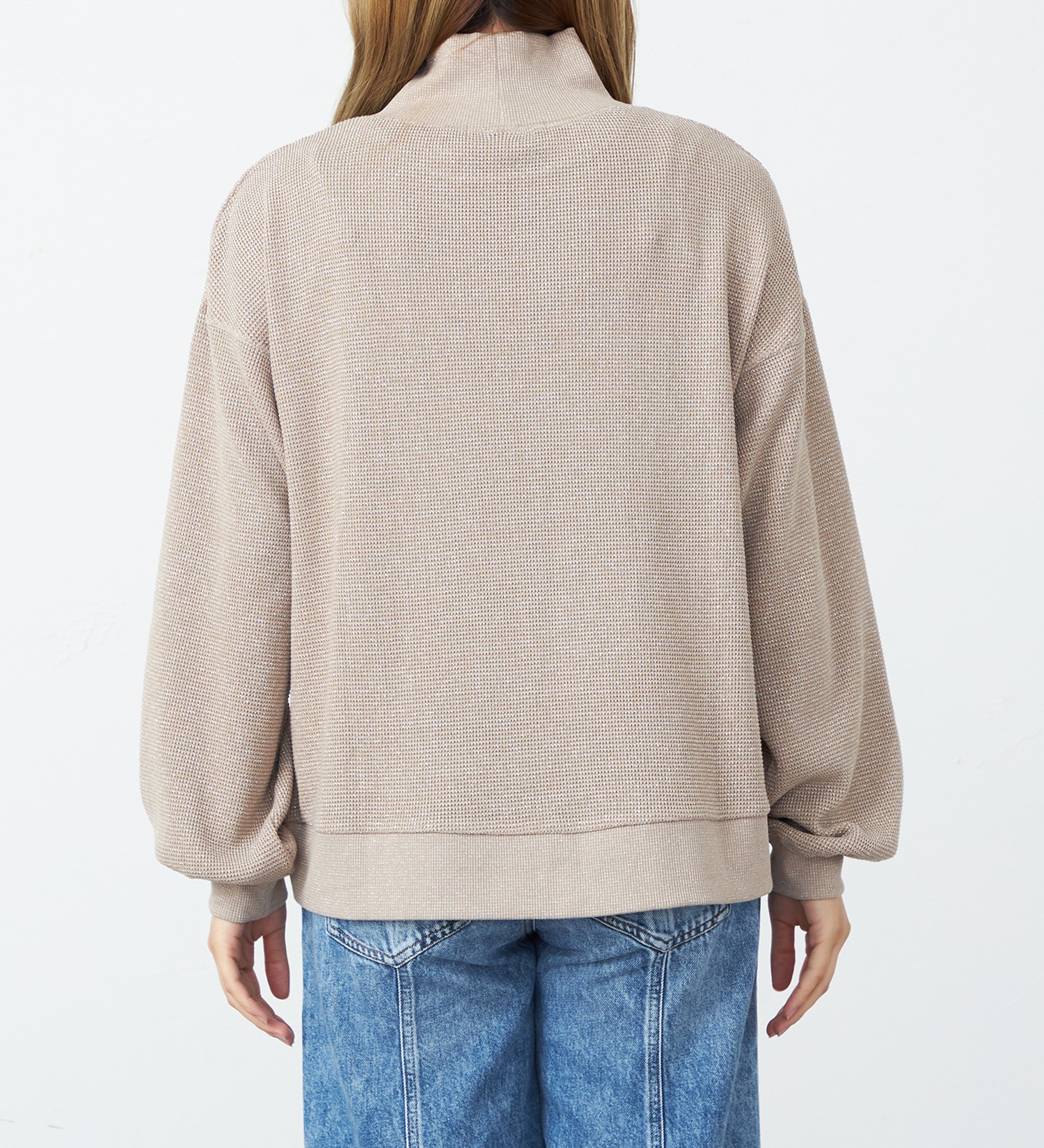 EDWIN(エドウイン)のグリッターワッフルハイネックプルオーバー【アウトレット店舗・WEB限定】|トップス/Tシャツ/カットソー/レディース|ベージュ