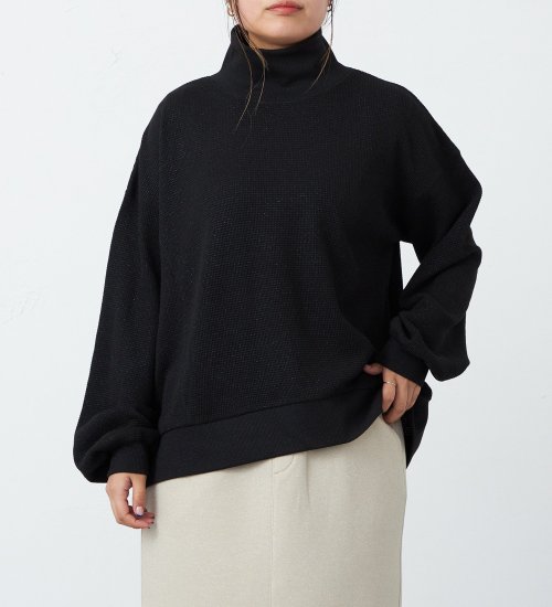 EDWIN(エドウイン)のグリッターワッフルハイネックプルオーバー【アウトレット店舗・WEB限定】|トップス/Tシャツ/カットソー/レディース|ブラック
