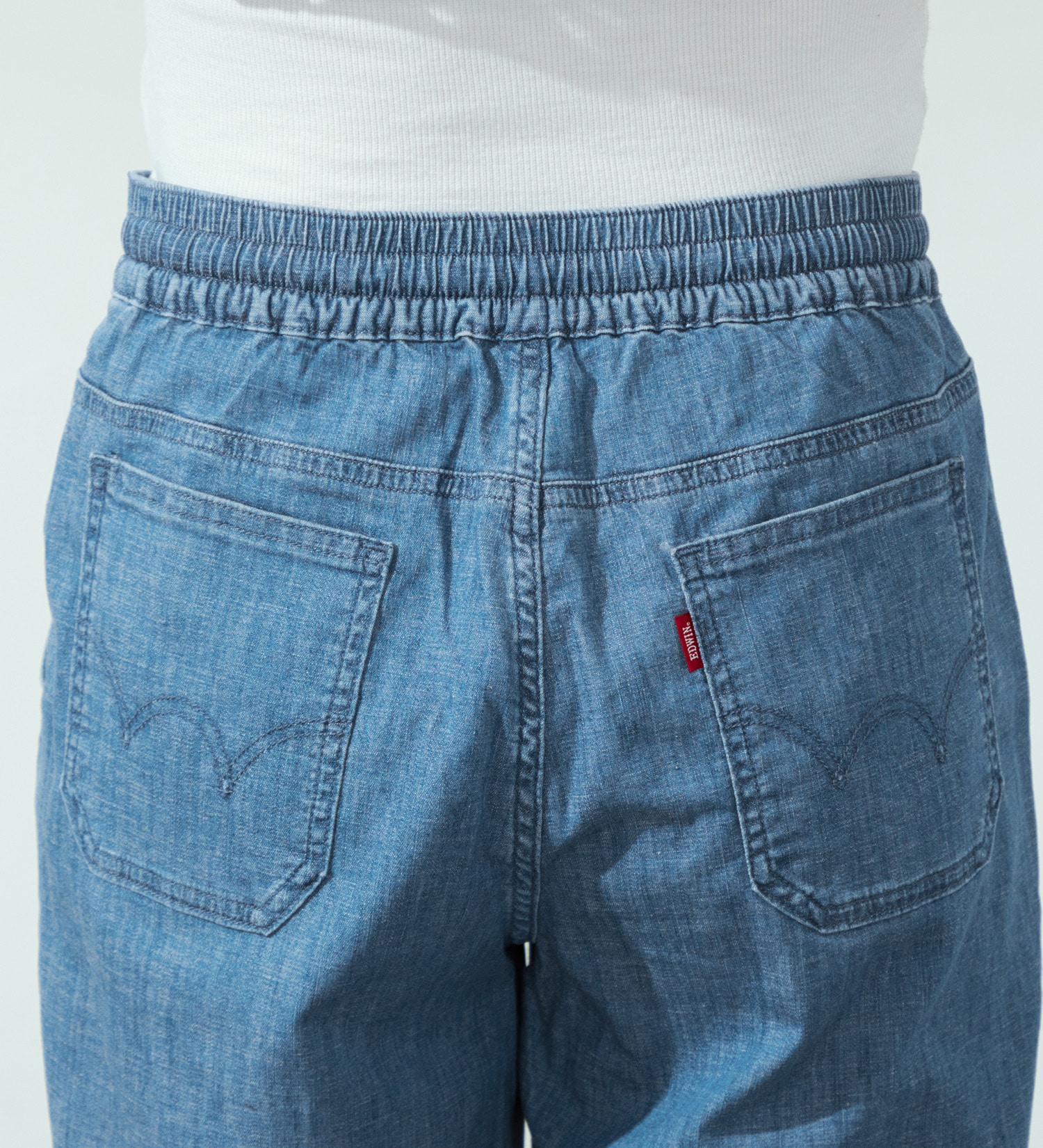 EDWIN(エドウイン)のイージークロップドワイドパンツ【アウトレット店舗・WEB限定】|パンツ/デニム / ジーンズパンツ/レディース|中色ブルー