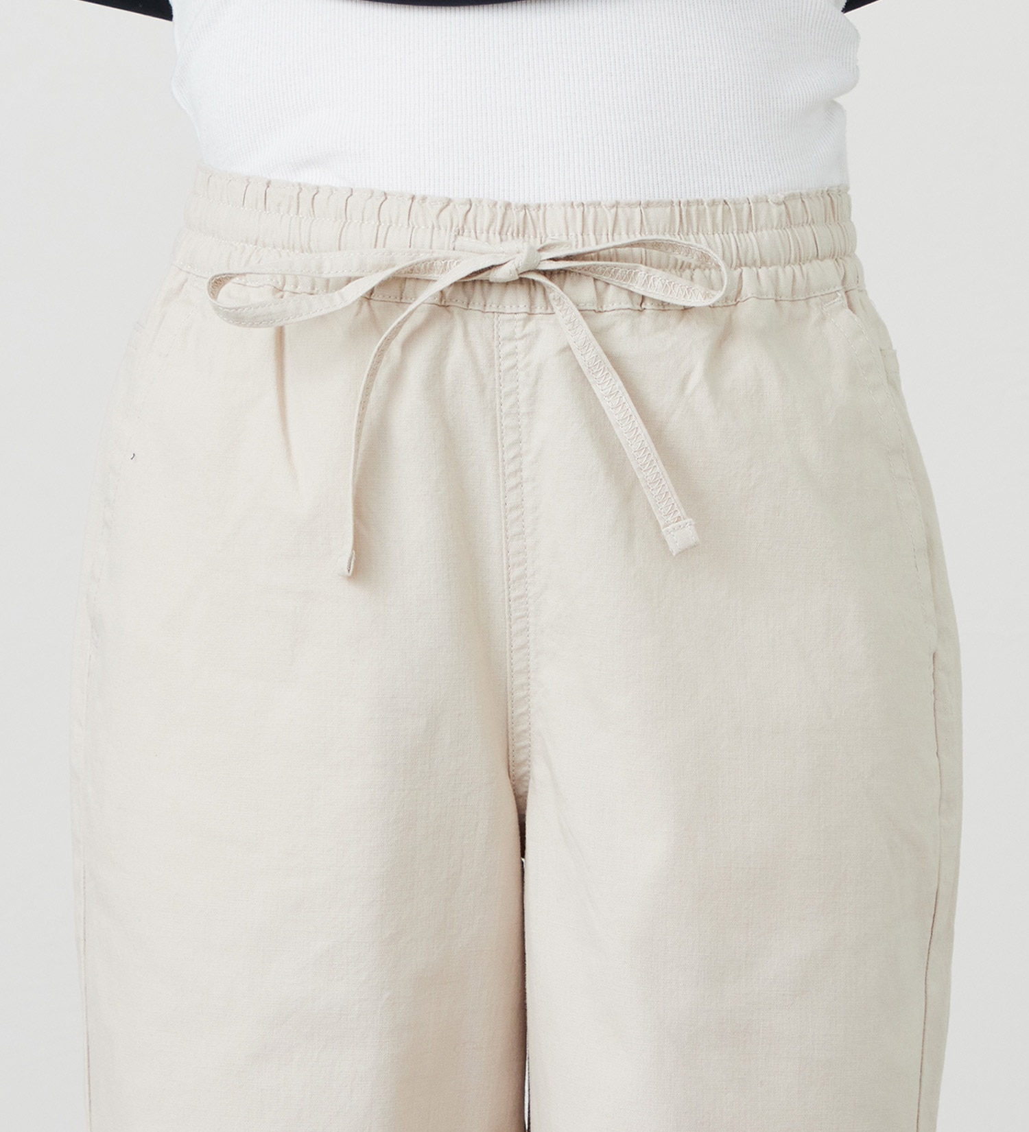 EDWIN(エドウイン)のイージークロップドパンツ【アウトレット店舗・WEB限定商品】|パンツ/デニム / ジーンズパンツ/レディース|サンドベージュ