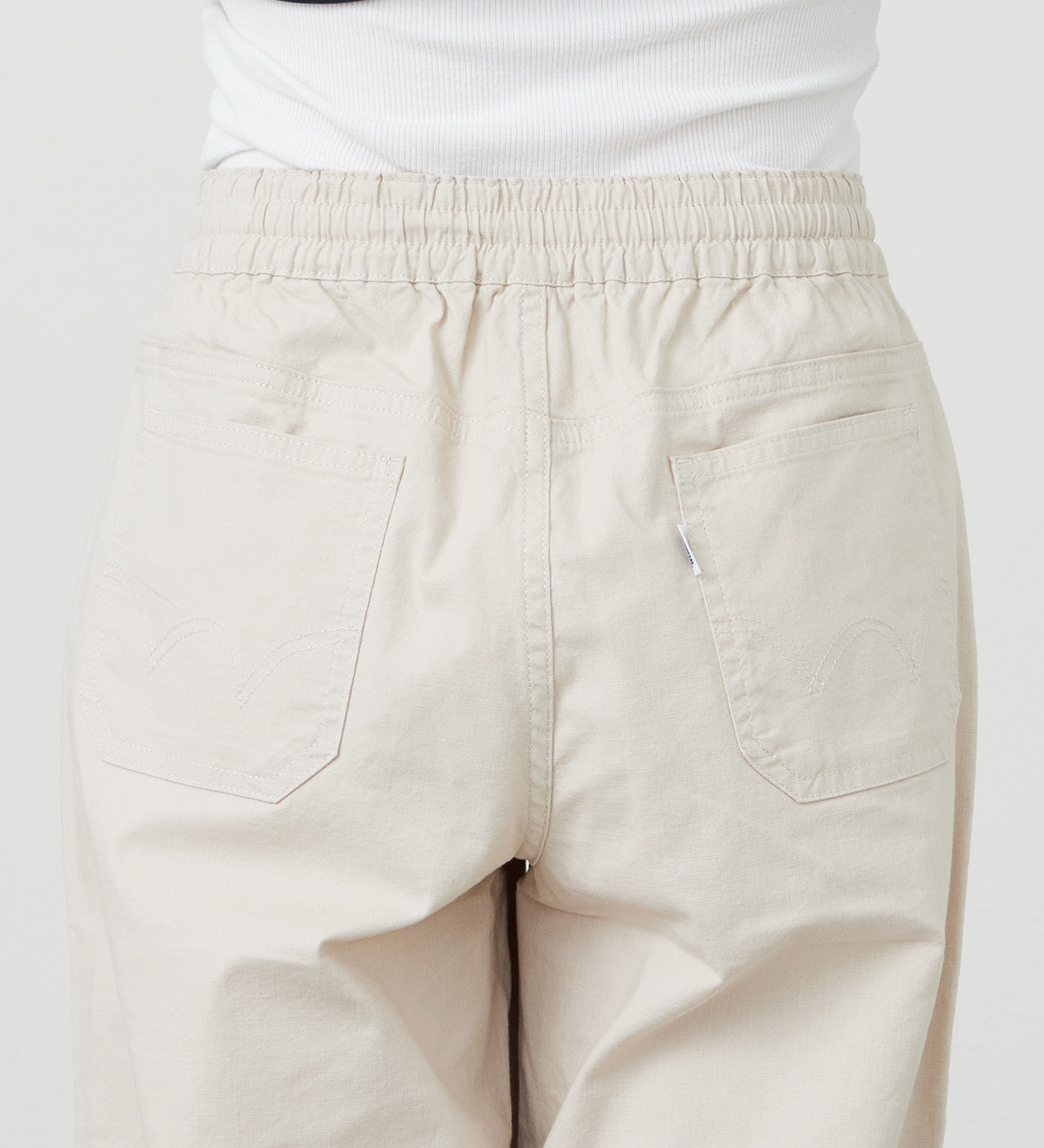 EDWIN(エドウイン)のイージークロップドパンツ【アウトレット店舗・WEB限定商品】|パンツ/デニム / ジーンズパンツ/レディース|サンドベージュ