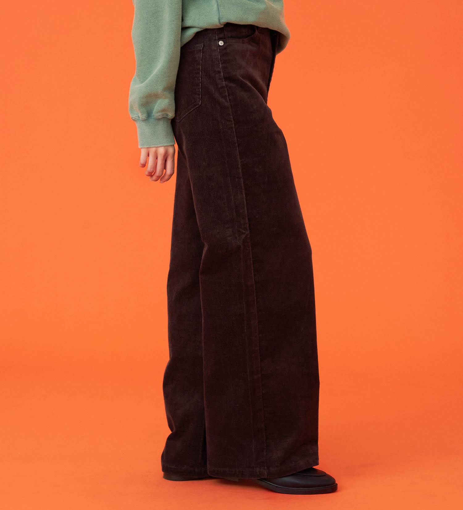 EDWIN(エドウイン)のコーデュロイワイドパンツ【アウトレット店舗・WEB限定】|パンツ/デニム / ジーンズパンツ/レディース|バーガンディー