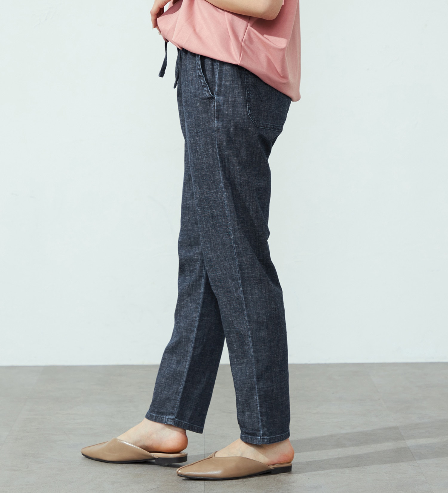 EDWIN(エドウイン)のイージーテーパードパンツ【アウトレット店舗・WEB限定】|パンツ/デニム / ジーンズパンツ/レディース|濃色ブルー