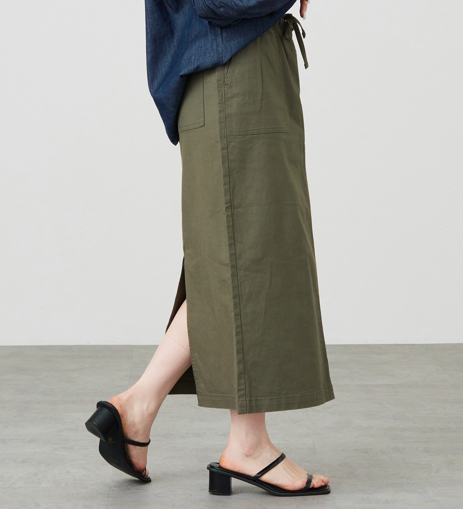 EDWIN(エドウイン)のイージーボックススカート【アウトレット店舗・WEB限定商品】|パンツ/デニム / ジーンズパンツ/レディース|モスグリーン