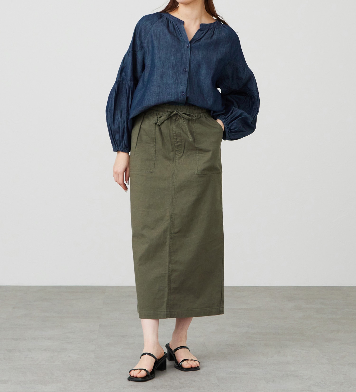 EDWIN(エドウイン)のイージーボックススカート【アウトレット店舗・WEB限定商品】|パンツ/デニム / ジーンズパンツ/レディース|モスグリーン