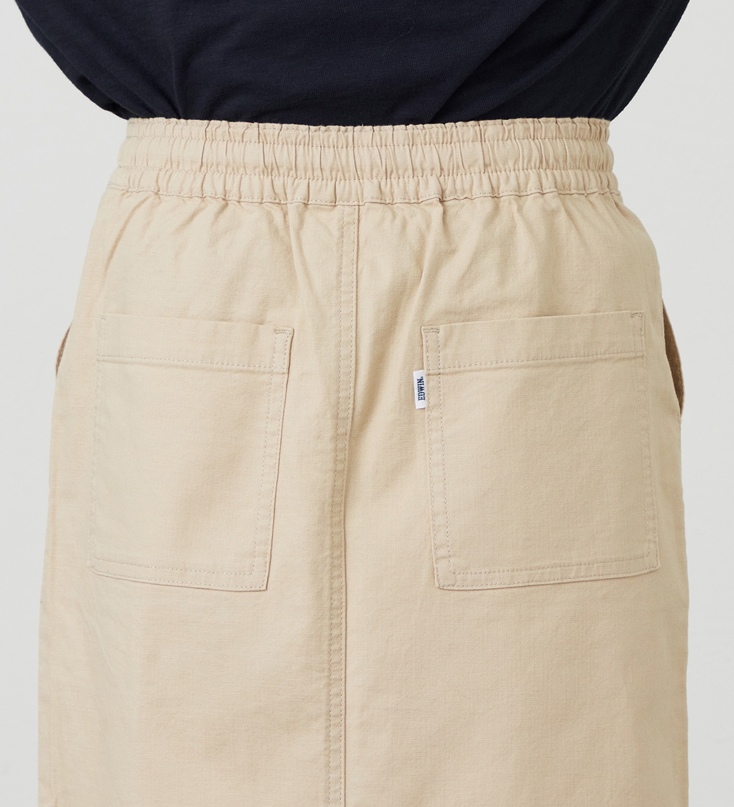 EDWIN(エドウイン)のイージーボックススカート【アウトレット店舗・WEB限定商品】|パンツ/デニム / ジーンズパンツ/レディース|ベージュ