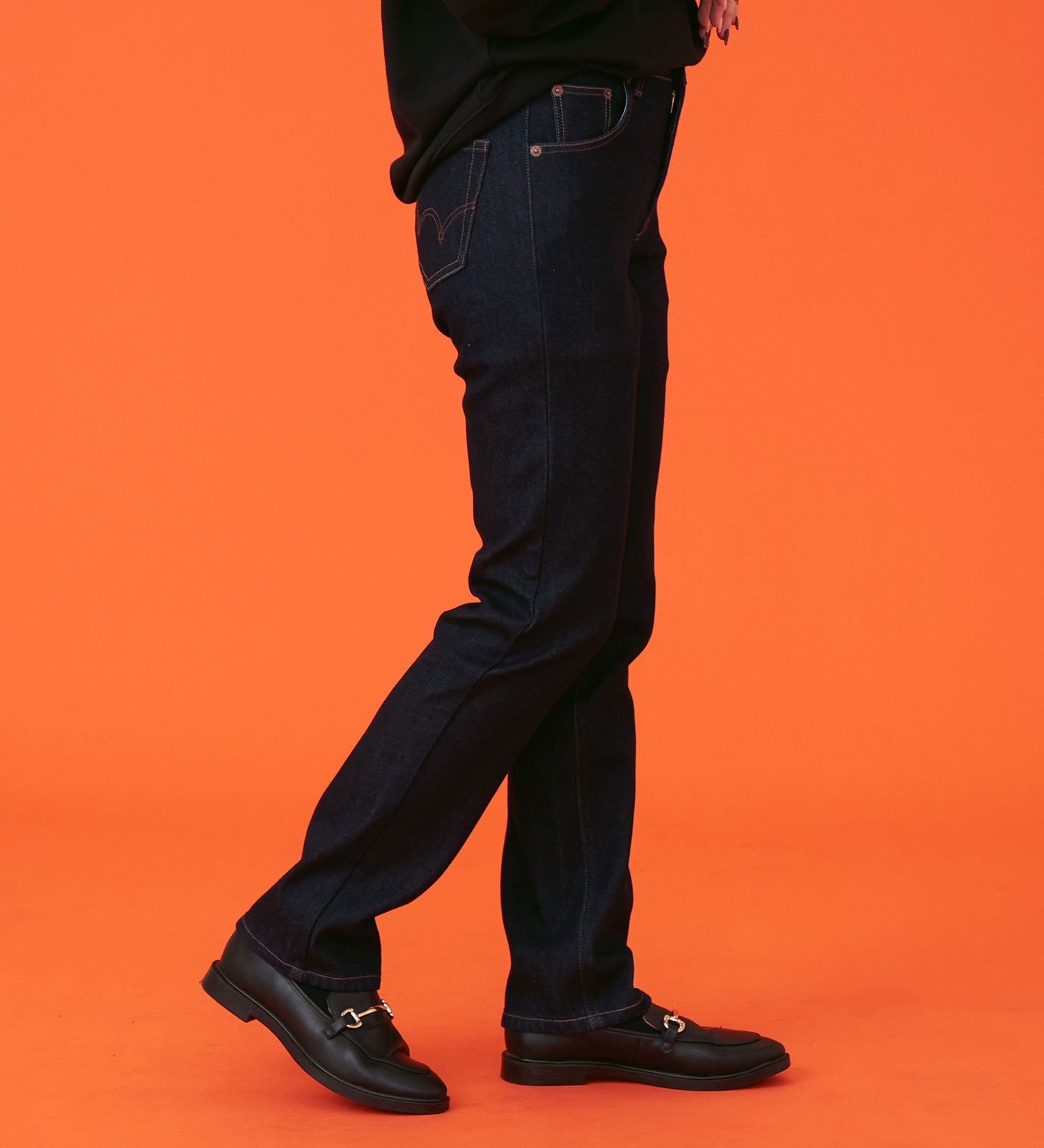 EDWIN(エドウイン)の【暖】BODY FIRE ストレートデニムパンツ【アウトレット店舗・WEB限定】|パンツ/デニム / ジーンズパンツ/レディース|インディゴブルー