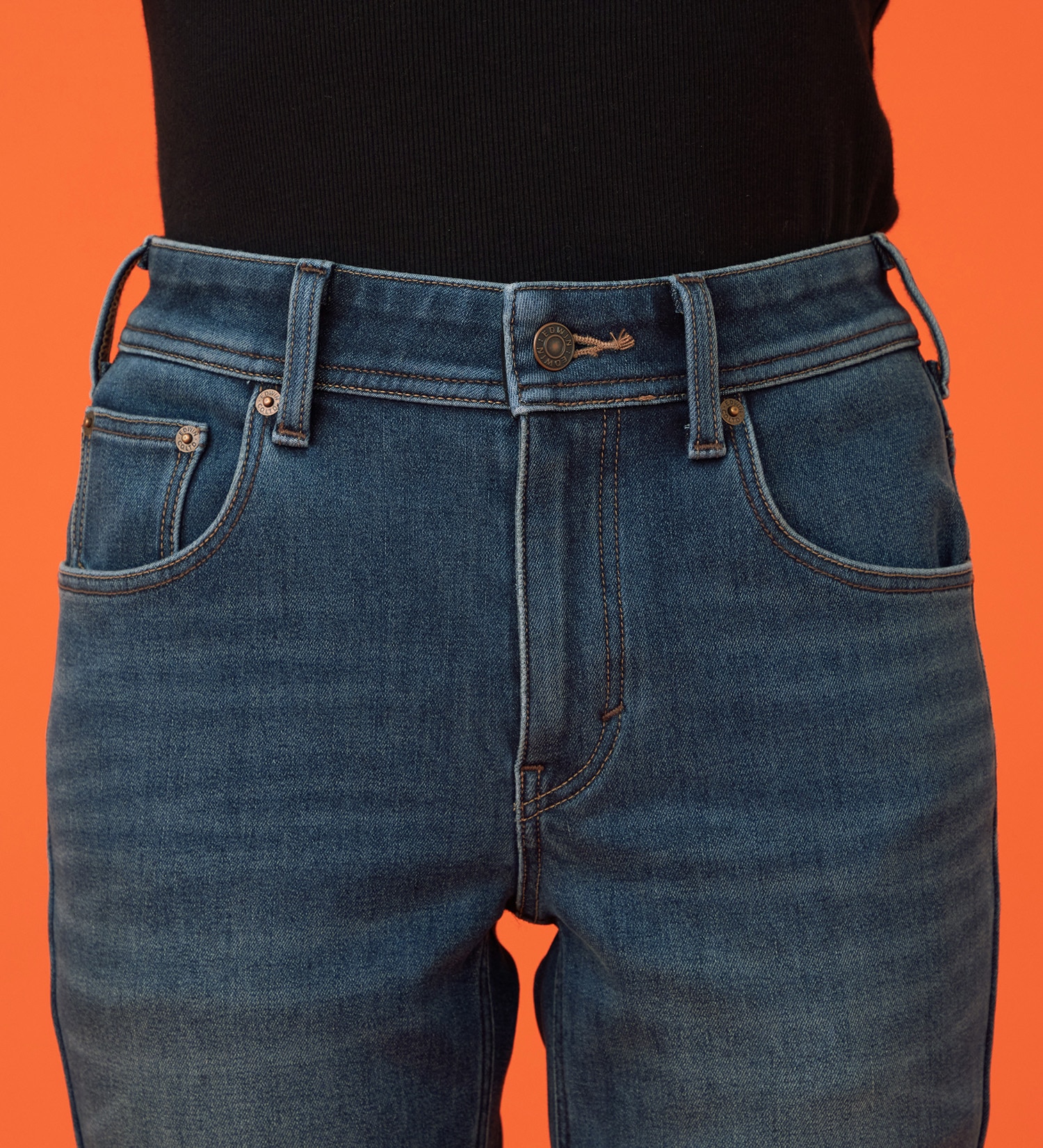 EDWIN(エドウイン)の【暖】BODY FIRE ストレートデニムパンツ【アウトレット店舗・WEB限定】|パンツ/デニム / ジーンズパンツ/レディース|中色ブルー