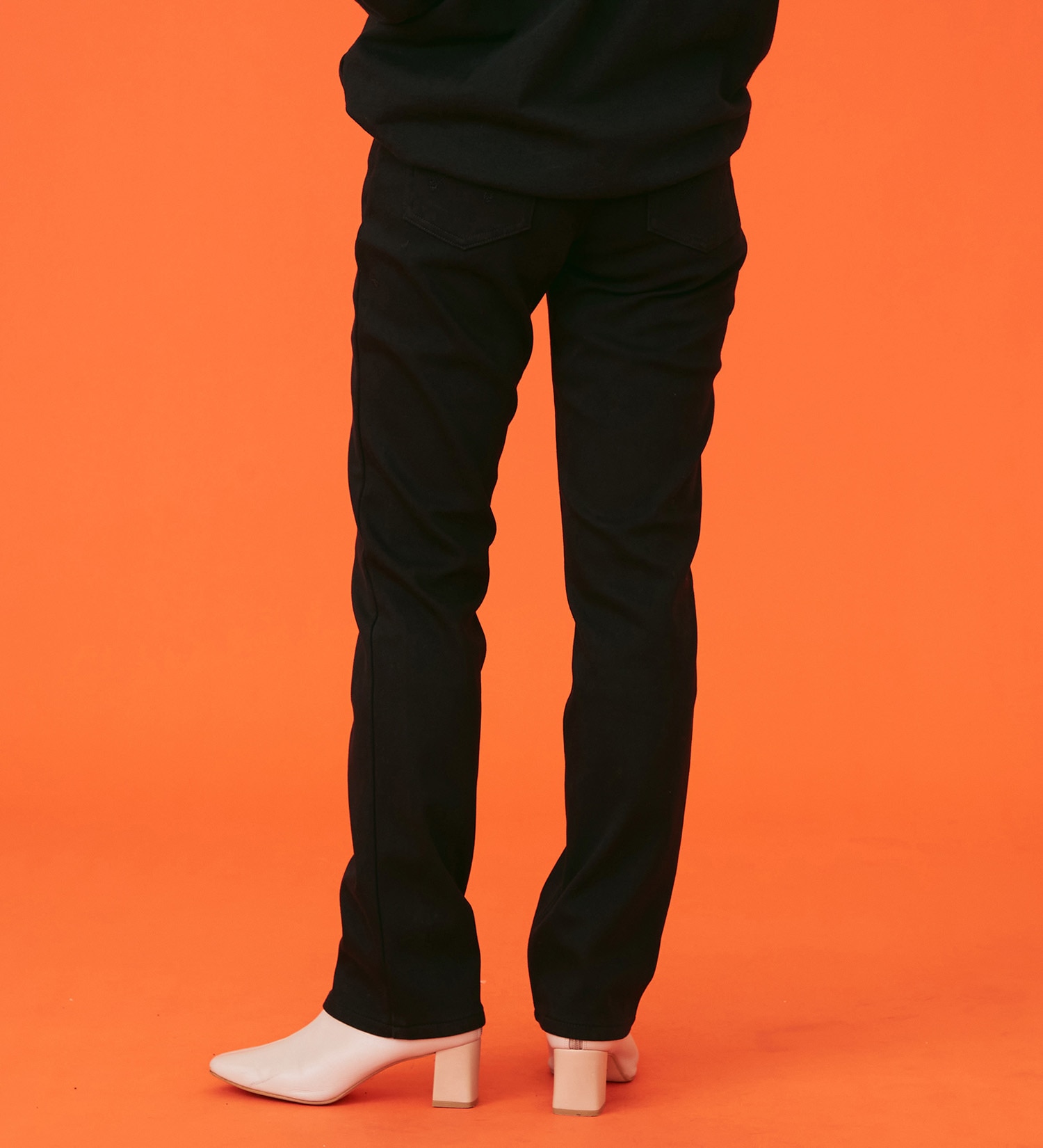 EDWIN(エドウイン)の【暖】BODY FIRE ストレートデニムパンツ【アウトレット店舗・WEB限定】|パンツ/デニム / ジーンズパンツ/レディース|ブラック