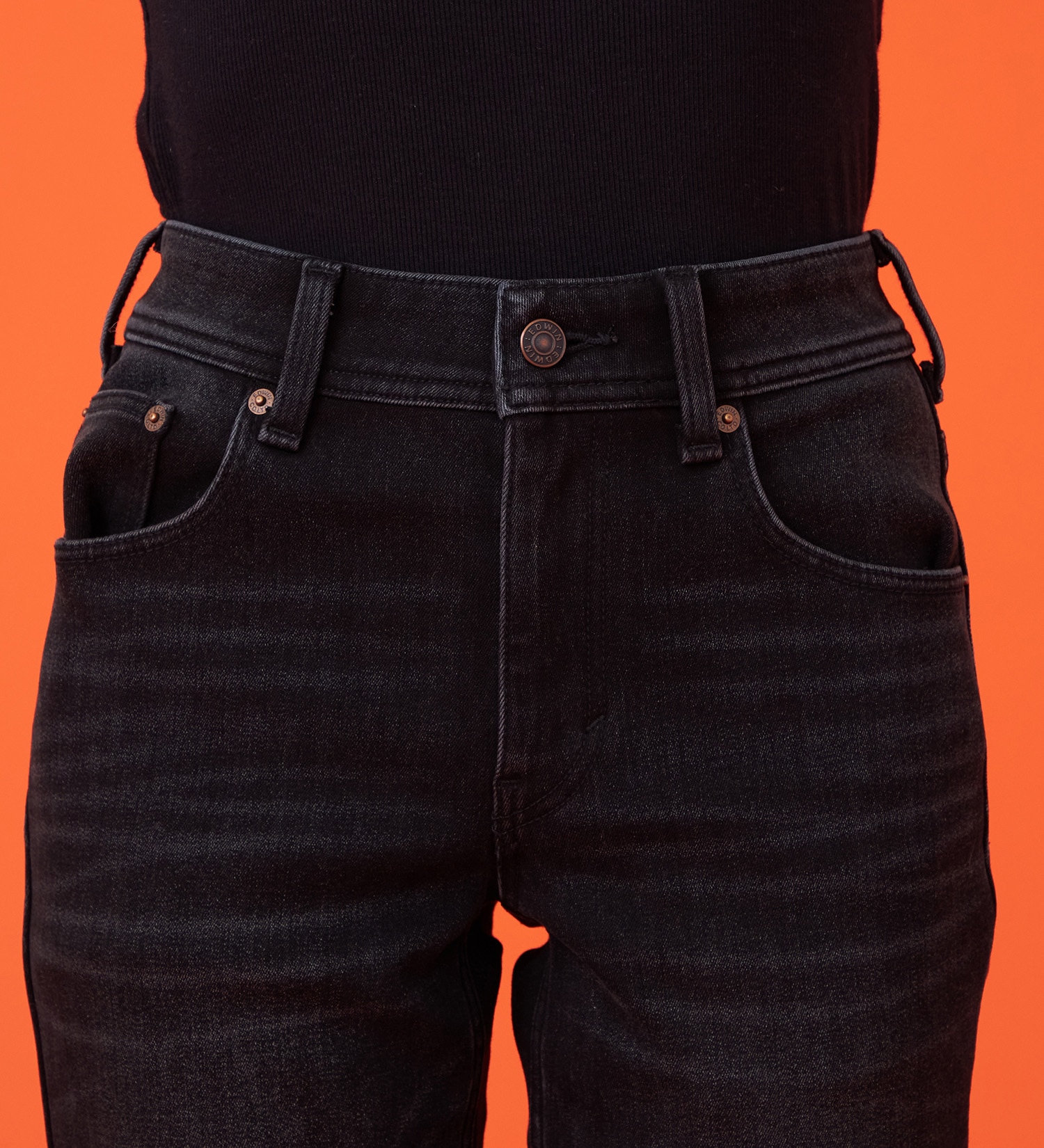 EDWIN(エドウイン)の【暖】BODY FIRE ストレートデニムパンツ【アウトレット店舗・WEB限定】|パンツ/デニム / ジーンズパンツ/レディース|ブラックデニム