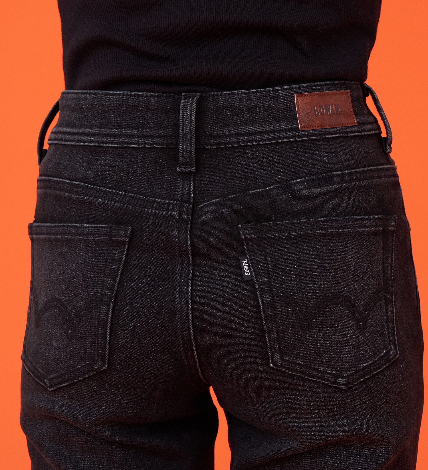 EDWIN(エドウイン)の【暖】BODY FIRE ストレートデニムパンツ【アウトレット店舗・WEB限定】|パンツ/デニム / ジーンズパンツ/レディース|ブラックデニム