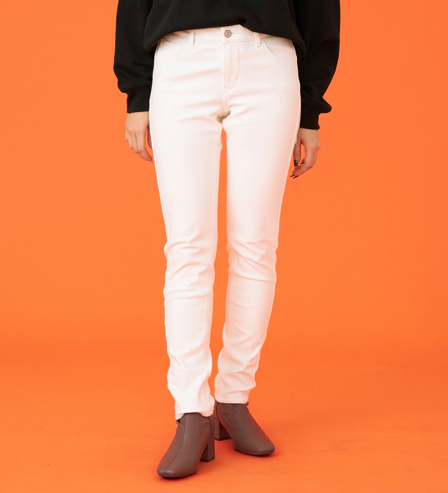 EDWIN(エドウイン)の【暖】BODY FIRE スキニーデニムパンツ【アウトレット店舗・WEB限定】|パンツ/デニム / ジーンズパンツ/レディース|ホワイト