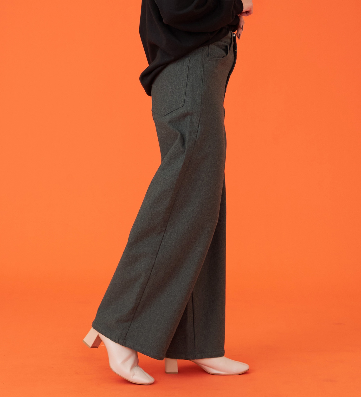 EDWIN(エドウイン)の【暖】BODY FIRE ワイドデニムパンツ【アウトレット店舗・WEB限定】|パンツ/デニム / ジーンズパンツ/レディース|グレー