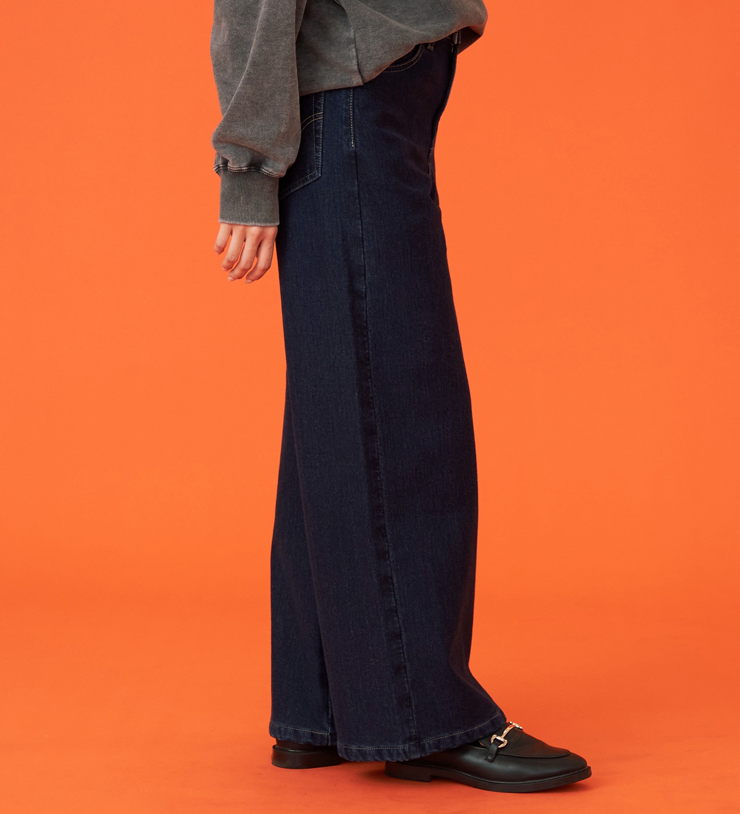 EDWIN(エドウイン)の【暖】BODY FIRE ワイドデニムパンツ【アウトレット店舗・WEB限定】|パンツ/デニム / ジーンズパンツ/レディース|濃色ブルー