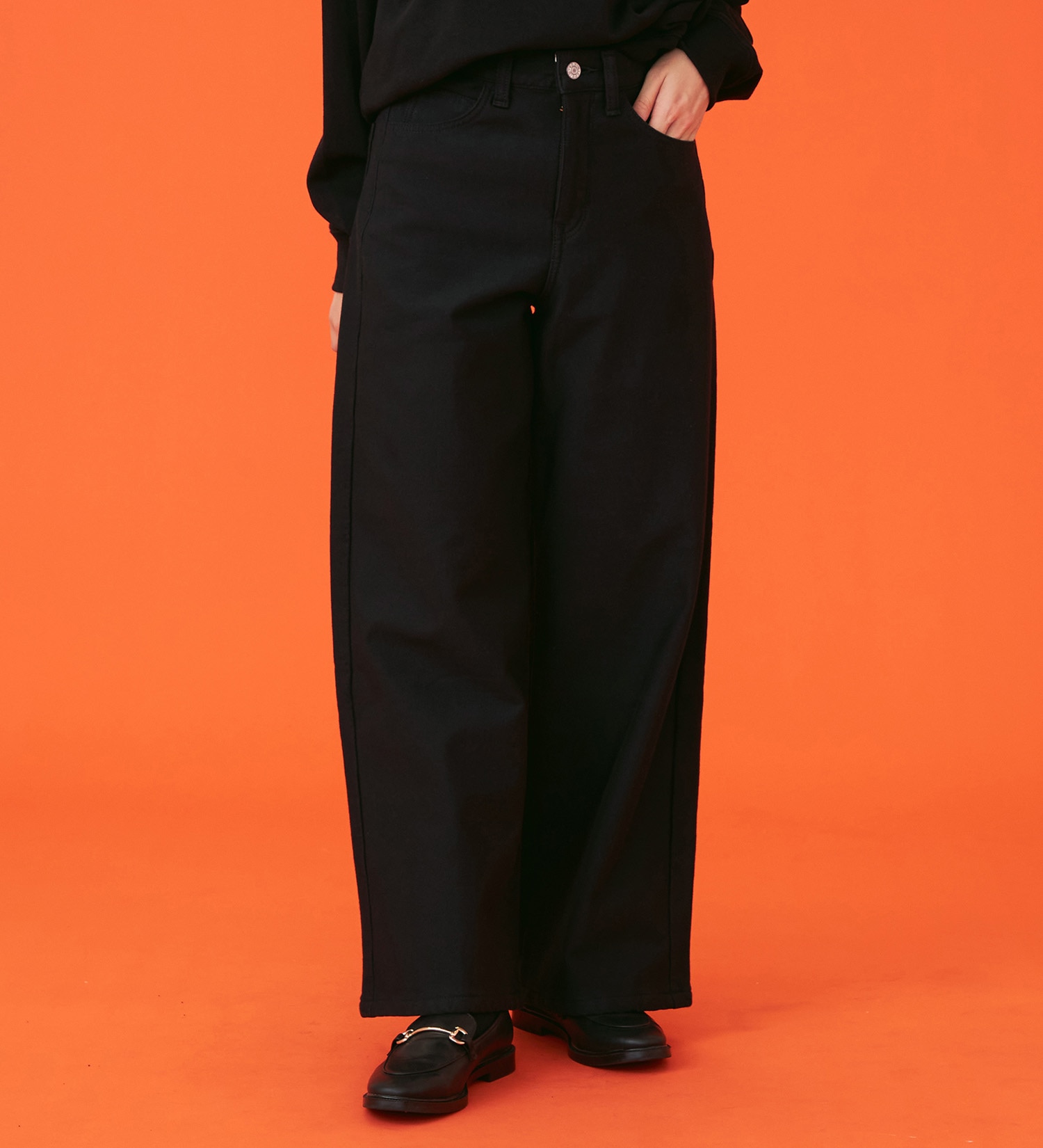 EDWIN(エドウイン)の【暖】BODY FIRE ワイドデニムパンツ【アウトレット店舗・WEB限定】|パンツ/デニム / ジーンズパンツ/レディース|ブラック