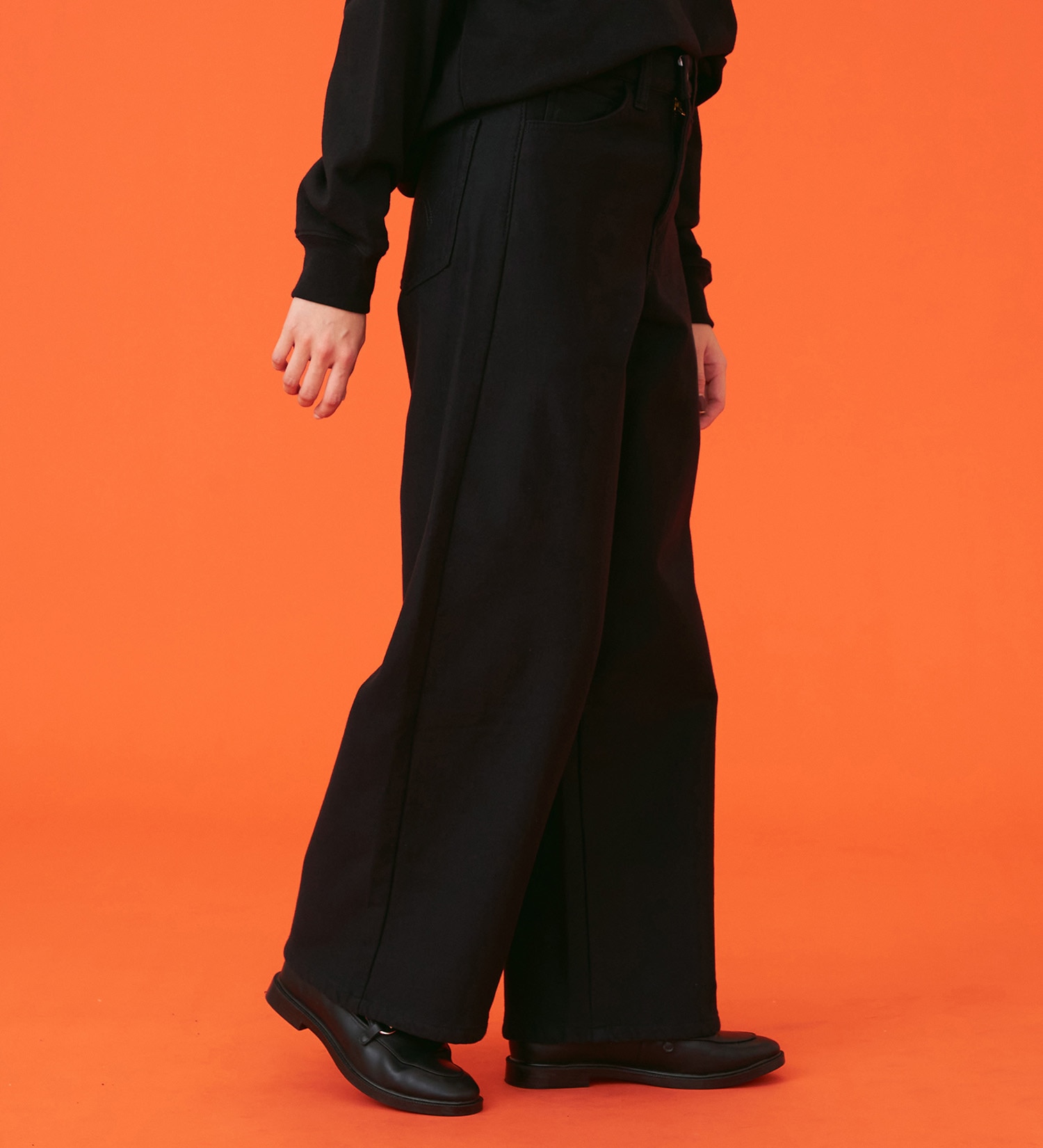 EDWIN(エドウイン)の【暖】BODY FIRE ワイドデニムパンツ【アウトレット店舗・WEB限定】|パンツ/デニム / ジーンズパンツ/レディース|ブラック