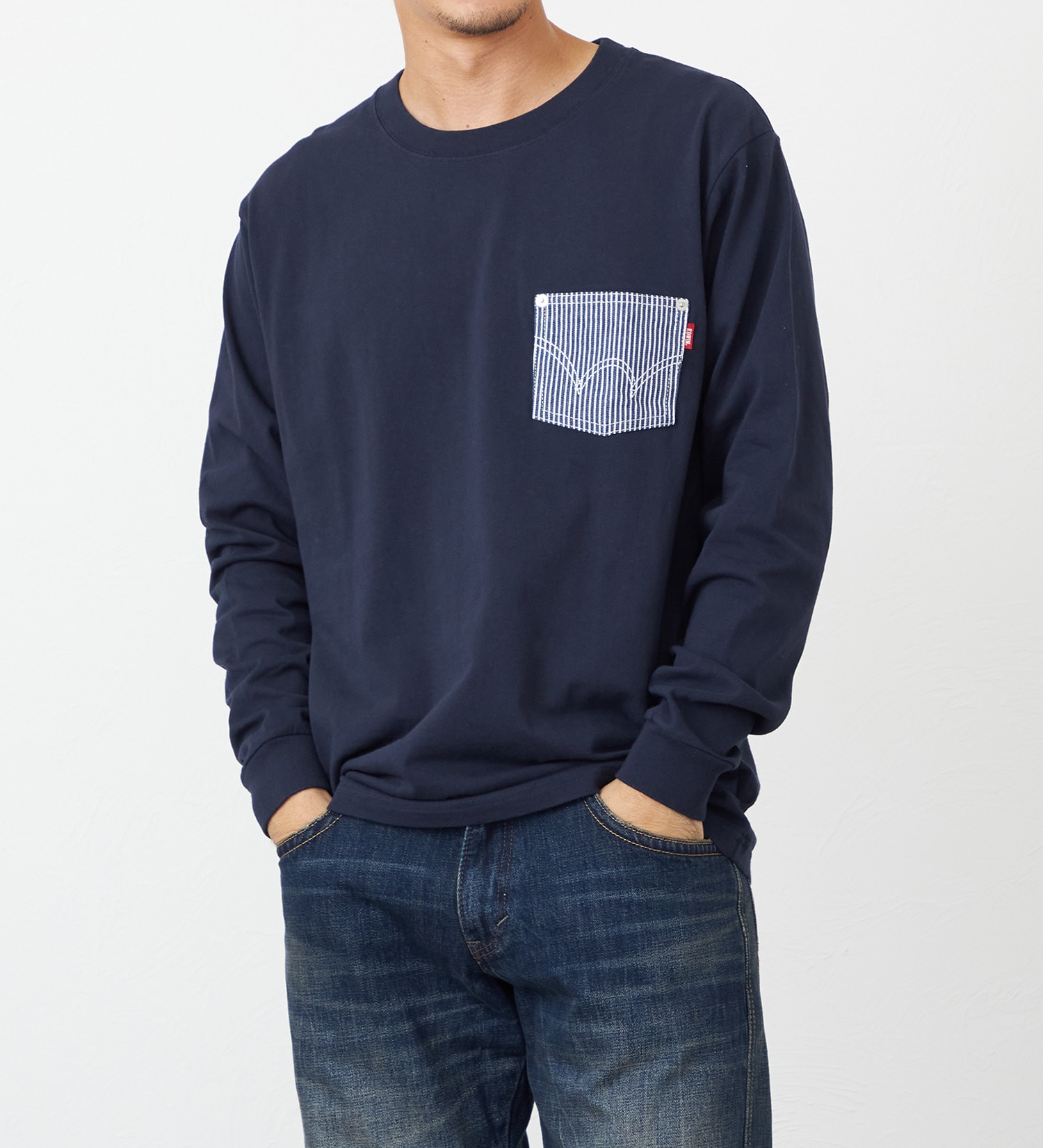 EDWIN(エドウイン)のデニムポケット長袖Tシャツ【アウトレット店舗・WEB限定】|トップス/Tシャツ/カットソー/メンズ|ネイビー