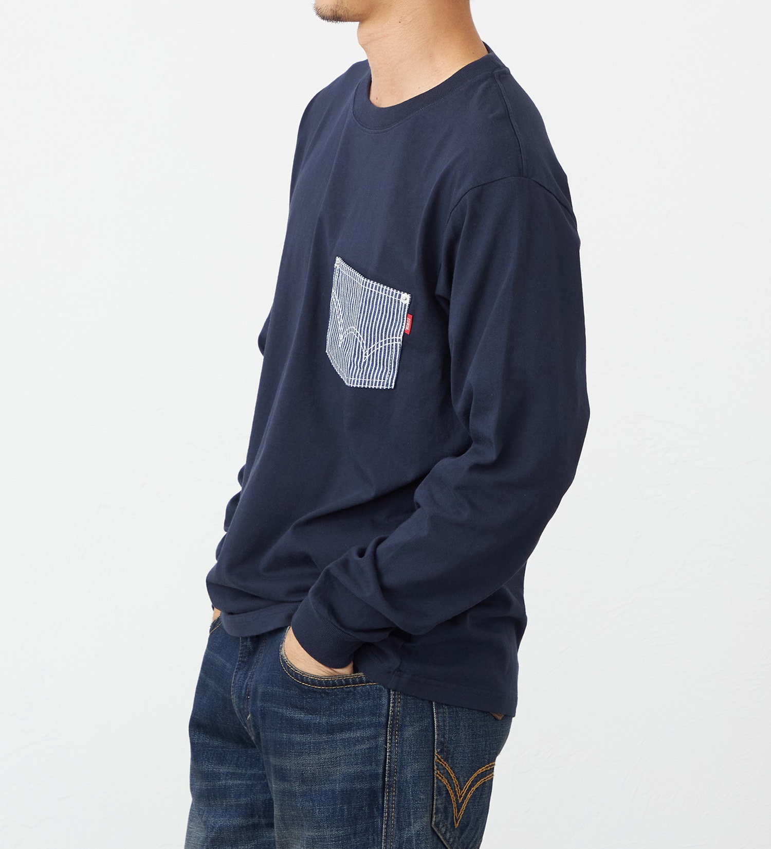 EDWIN(エドウイン)のデニムポケット長袖Tシャツ【アウトレット店舗・WEB限定】|トップス/Tシャツ/カットソー/メンズ|ネイビー