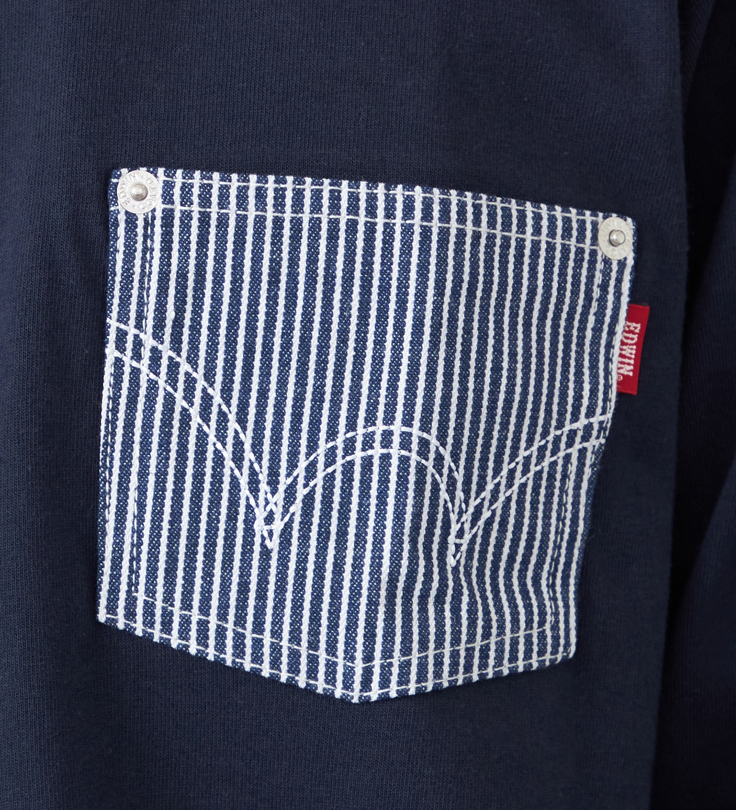 EDWIN(エドウイン)のデニムポケット長袖Tシャツ【アウトレット店舗・WEB限定】|トップス/Tシャツ/カットソー/メンズ|ネイビー
