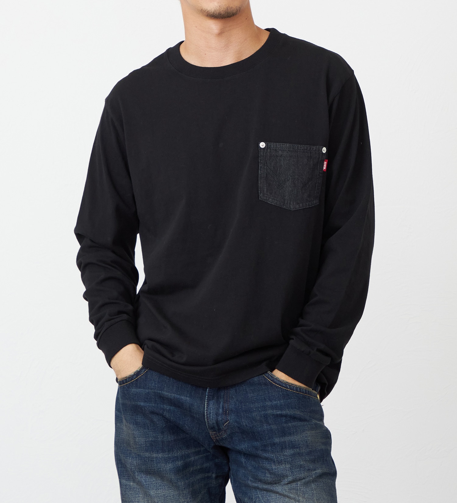 EDWIN(エドウイン)のデニムポケット長袖Tシャツ【アウトレット店舗・WEB限定】|トップス/Tシャツ/カットソー/メンズ|ブラック