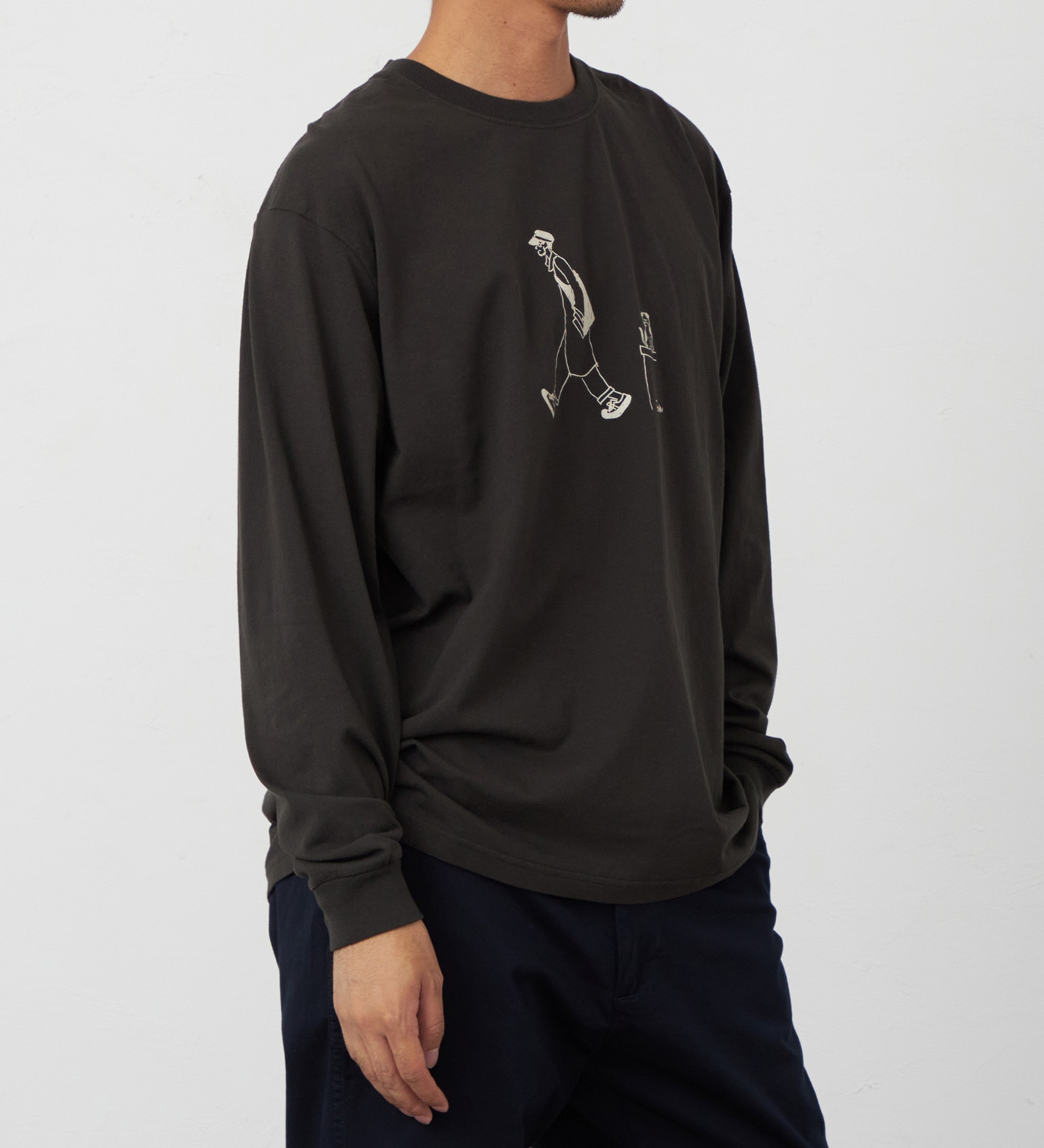 EDWIN(エドウイン)のイラスト Tシャツ 長袖【アウトレット店舗・WEB限定】|トップス/Tシャツ/カットソー/メンズ|チャコール