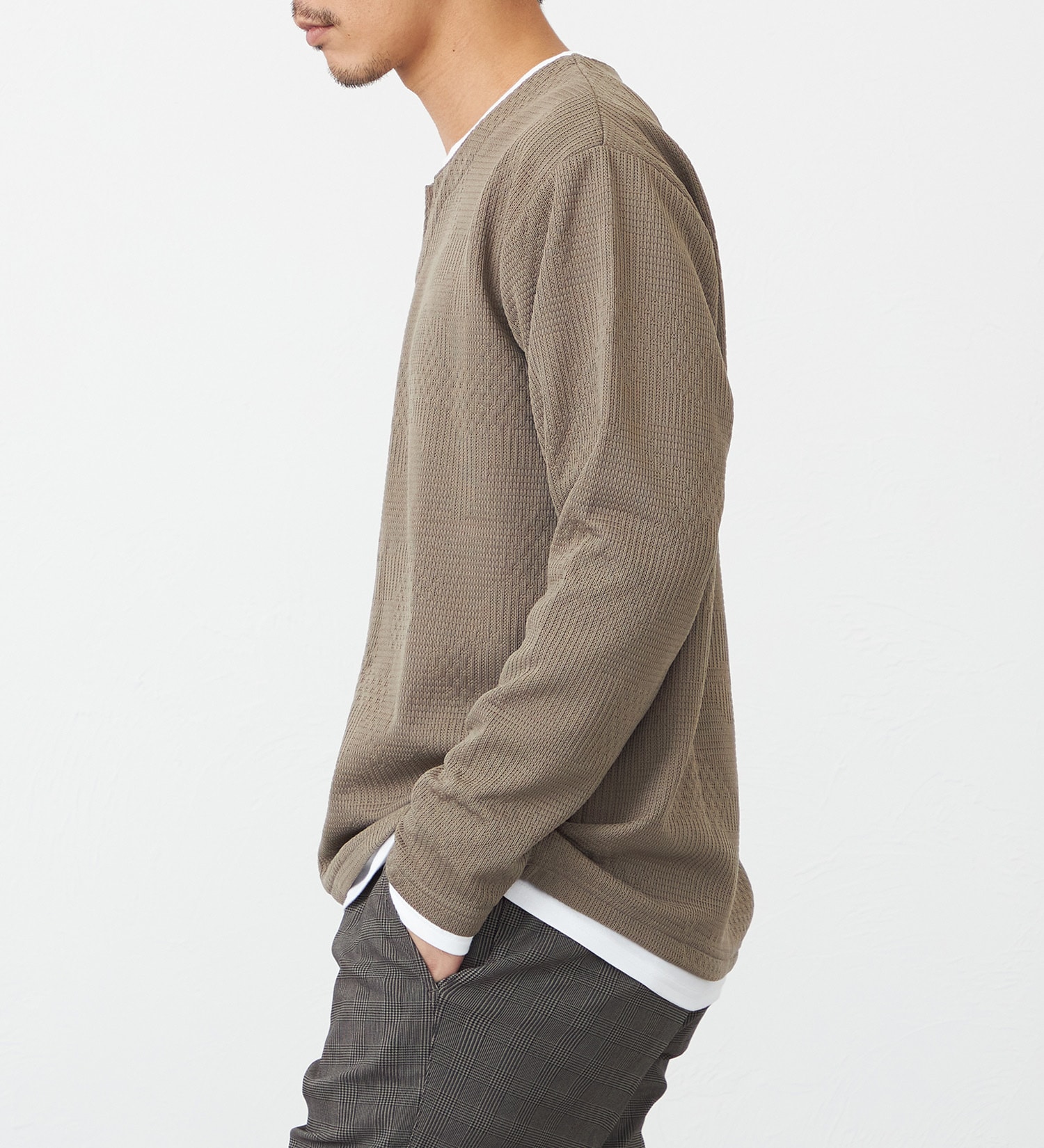 EDWIN(エドウイン)のフェイクレイヤード長袖Tシャツ【アウトレット店舗・WEB限定】|トップス/Tシャツ/カットソー/メンズ|ベージュ