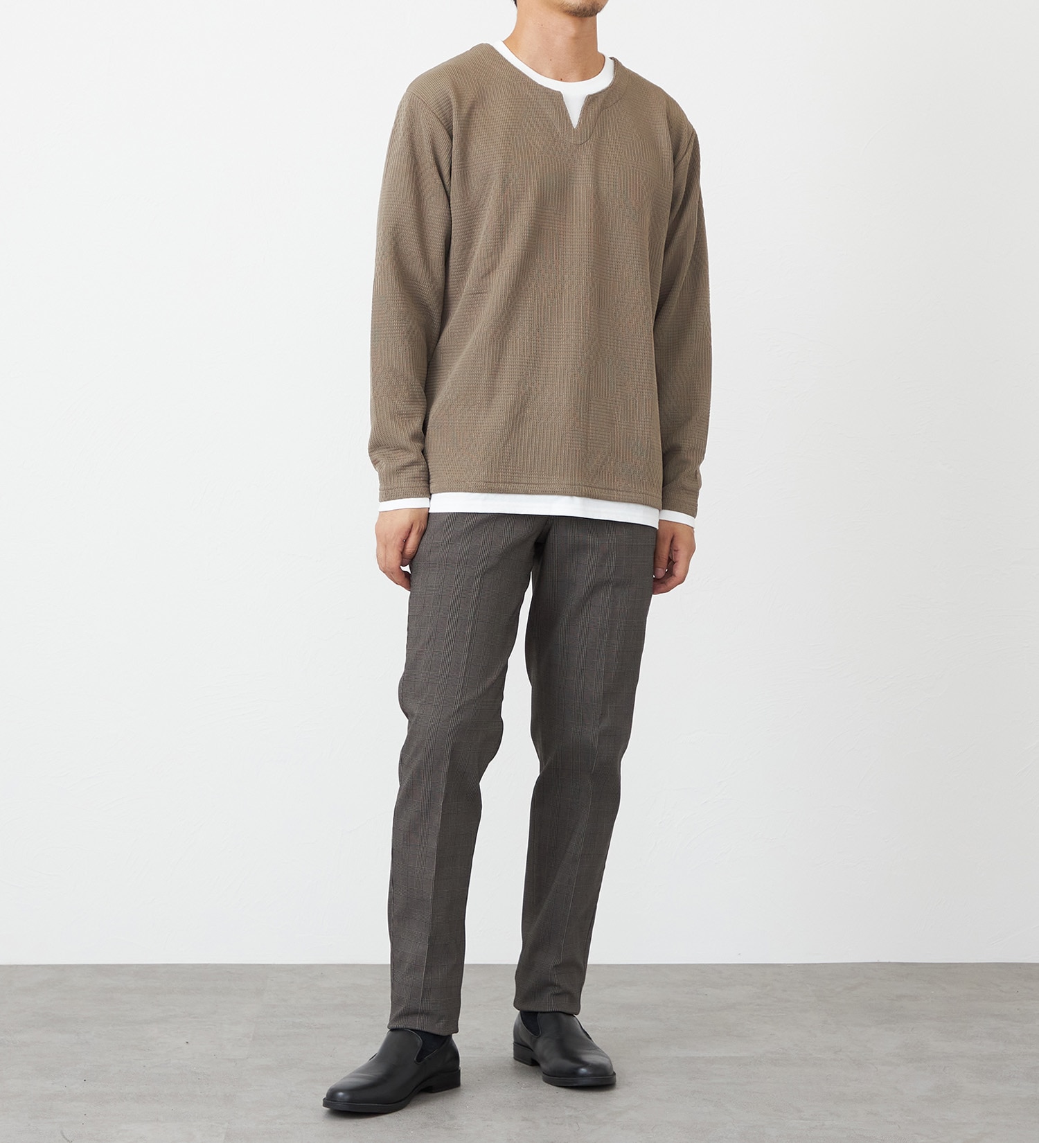 EDWIN(エドウイン)のフェイクレイヤード長袖Tシャツ【アウトレット店舗・WEB限定】|トップス/Tシャツ/カットソー/メンズ|ベージュ