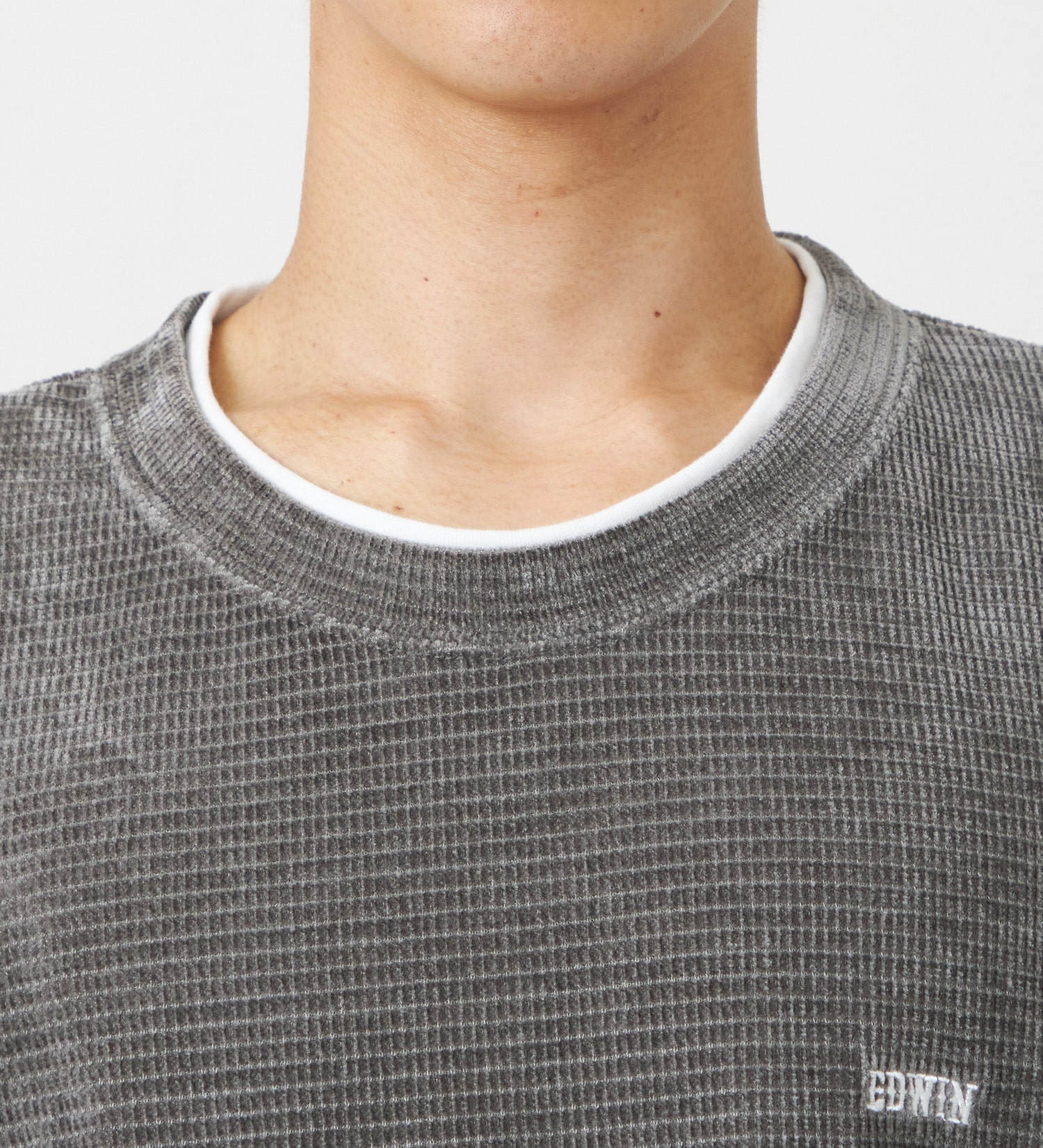 EDWIN(エドウイン)のフェイクレイヤードビック長袖Tシャツ【アウトレット店舗・WEB限定】|トップス/Tシャツ/カットソー/メンズ|グレー