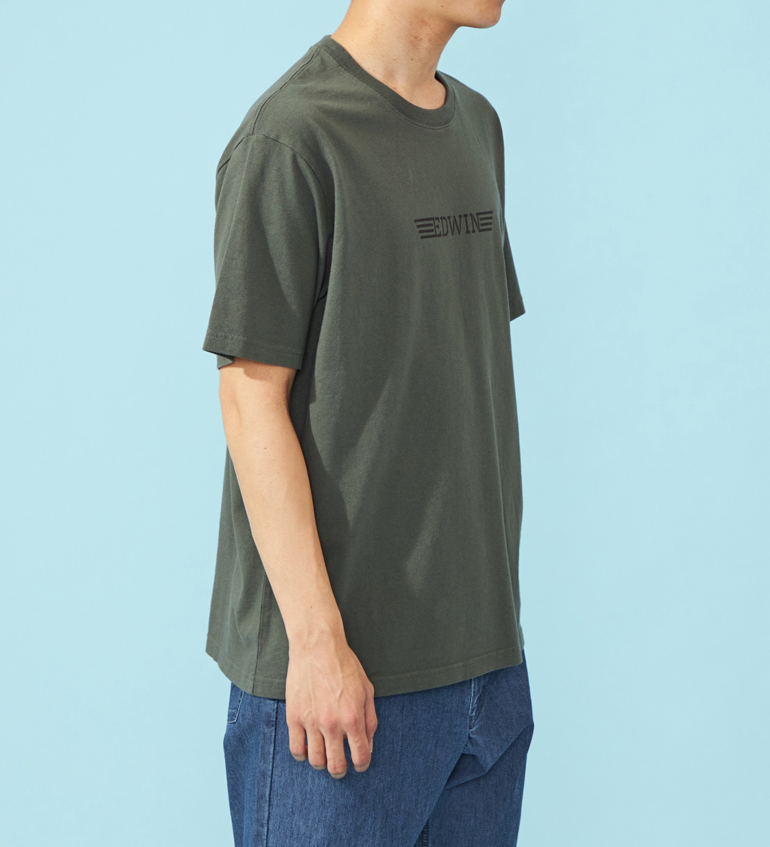 EDWIN(エドウイン)のバックプリントTシャツ【アウトレット店舗・WEB限定】|トップス/Tシャツ/カットソー/メンズ|カーキ