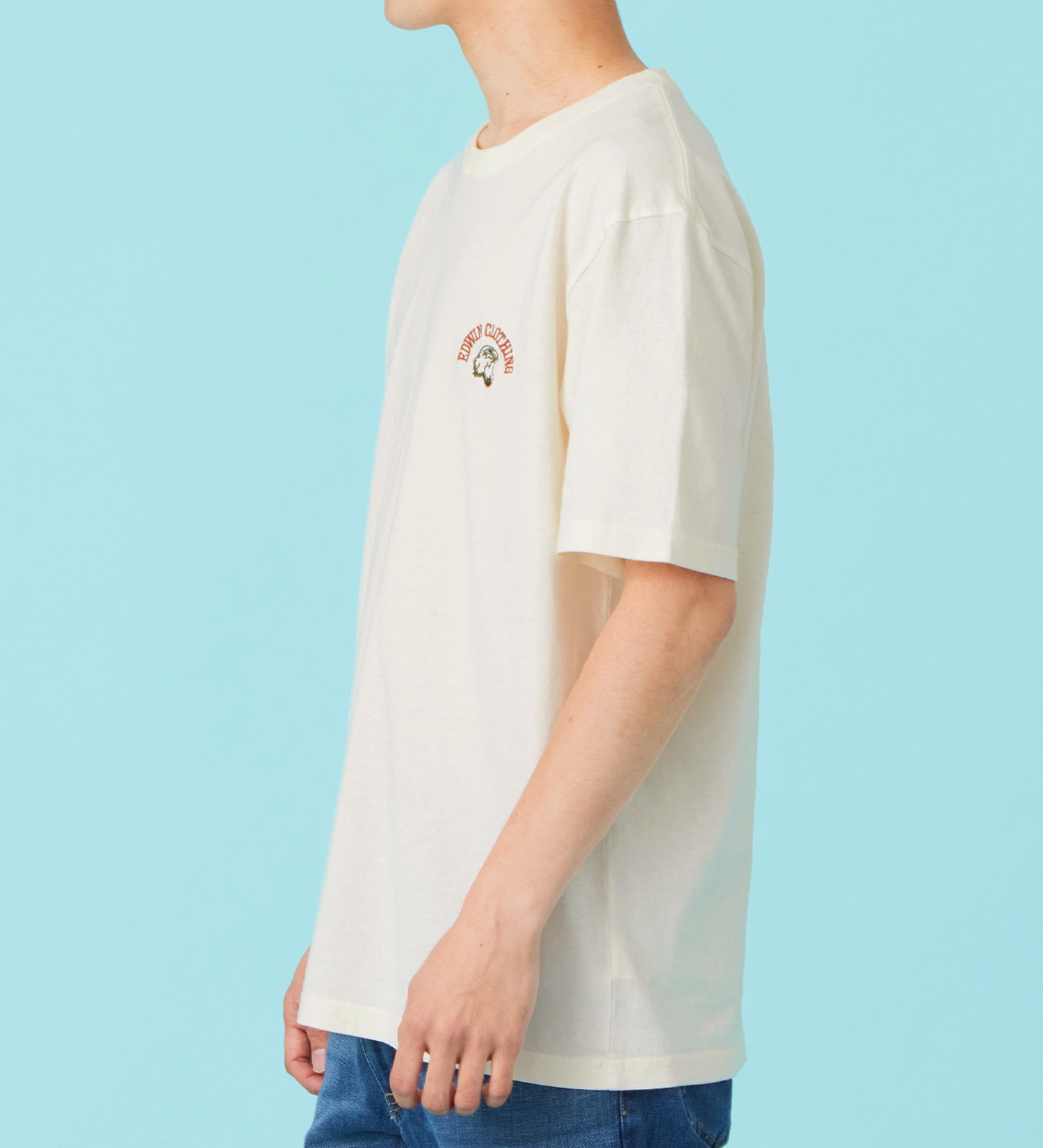 EDWIN(エドウイン)の刺繍 半袖Tシャツ【アウトレット店舗・WEB限定商品】|トップス/Tシャツ/カットソー/メンズ|アイボリー