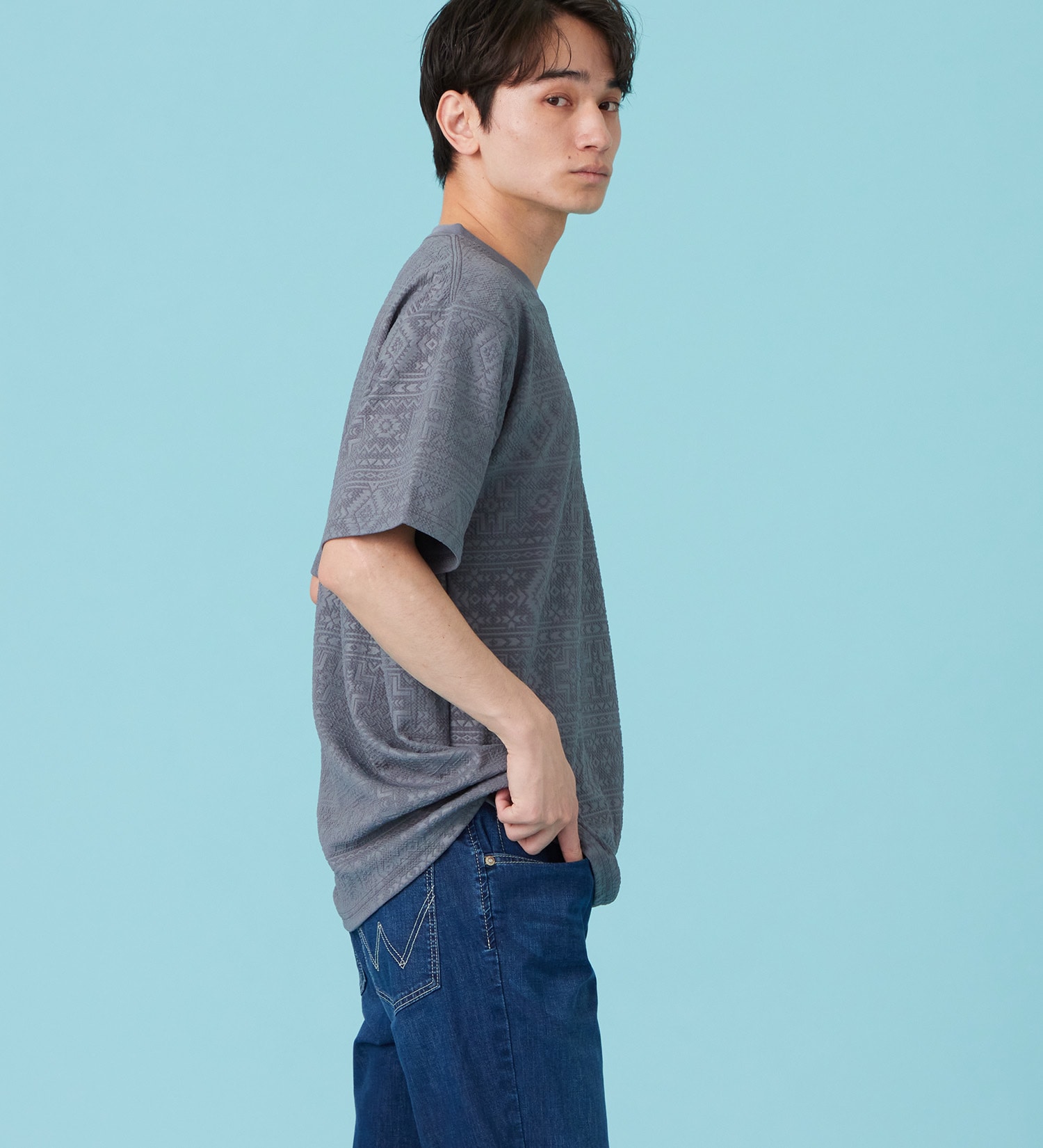 EDWIN(エドウイン)のネイティブプリントTシャツ【アウトレット店舗・WEB限定商品】|トップス/Tシャツ/カットソー/メンズ|グレー