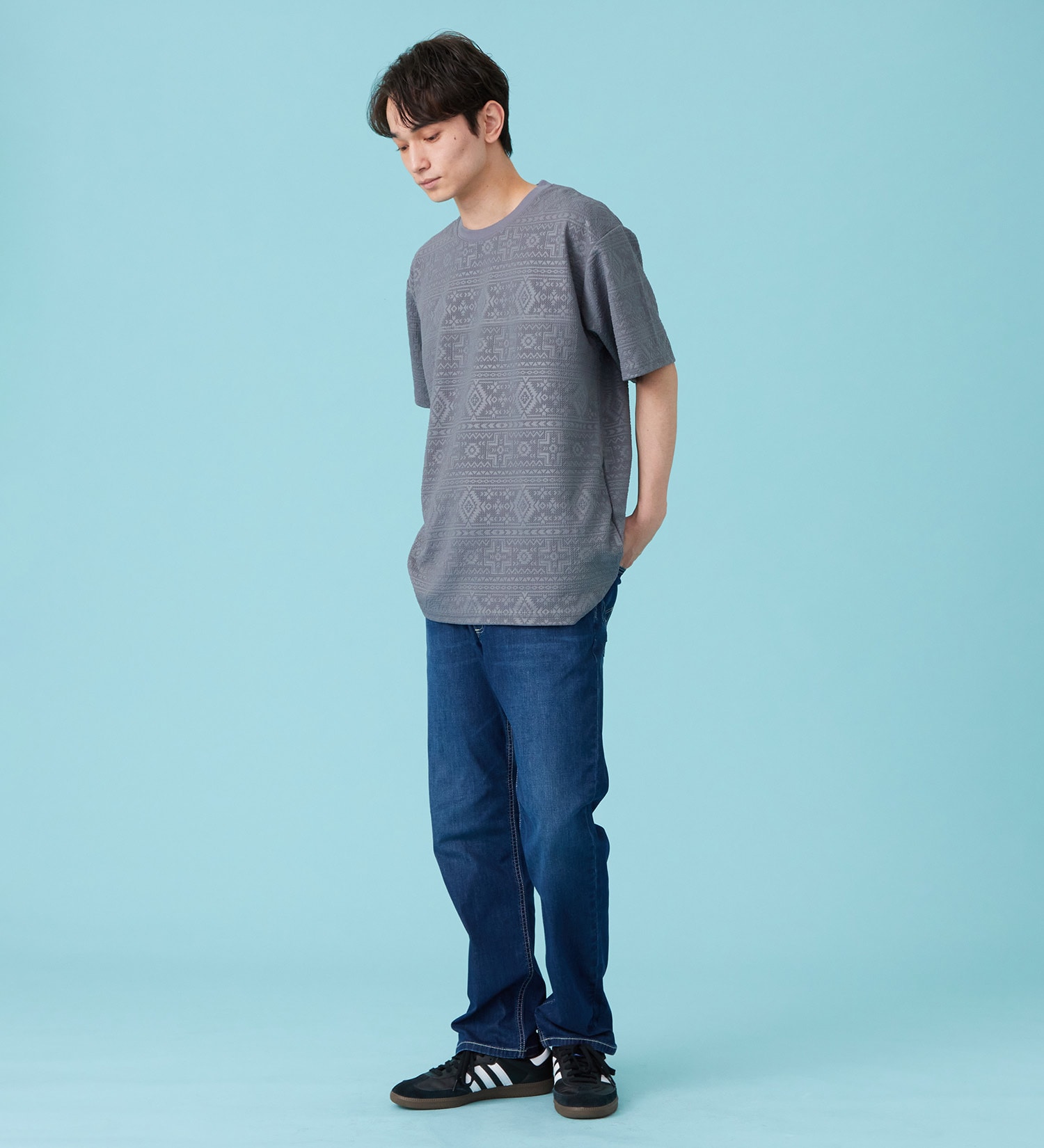 EDWIN(エドウイン)のネイティブプリントTシャツ【アウトレット店舗・WEB限定商品】|トップス/Tシャツ/カットソー/メンズ|グレー