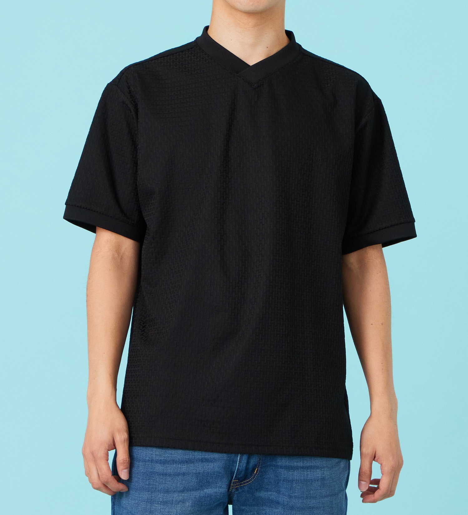 EDWIN(エドウイン)のジャガード VネックTシャツ【アウトレット店舗・WEB限定商品】|トップス/Tシャツ/カットソー/メンズ|ブラック