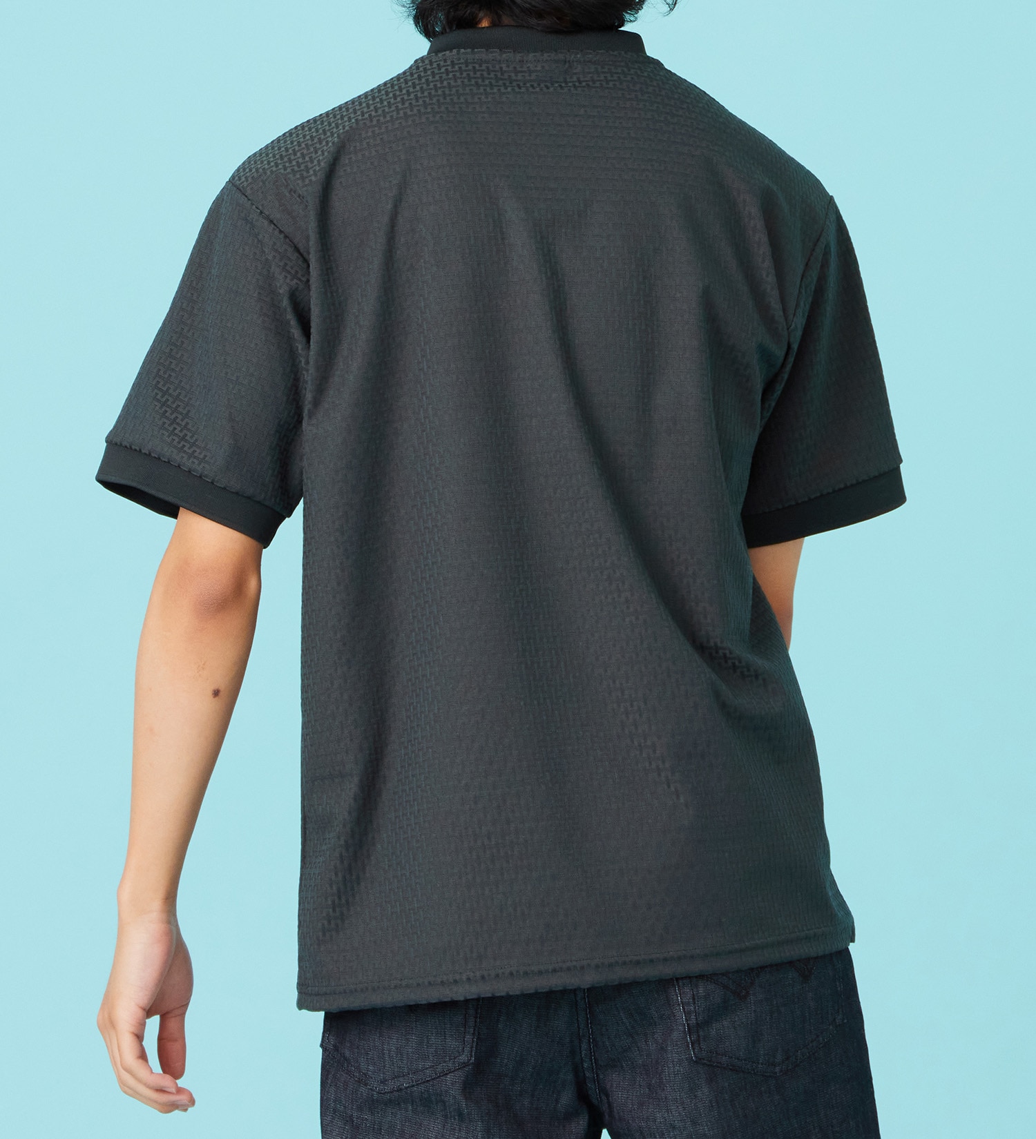 EDWIN(エドウイン)のジャガード VネックTシャツ【アウトレット店舗・WEB限定商品】|トップス/Tシャツ/カットソー/メンズ|ダークグレー