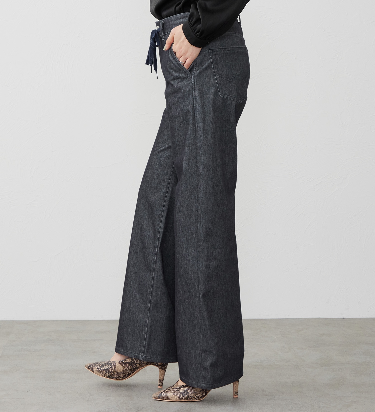 EDWIN(エドウイン)の【試着対象】EDWIN LADIES ジャージーズ イージーワイドデニムパンツ|パンツ/パンツ/レディース|ネイビー