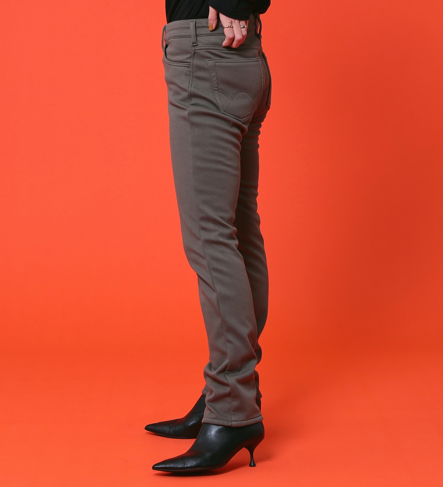 EDWIN(エドウイン)の【試着対象】【裾上げ無料】EDWIN LADIES 『裏シャギーであったかい。』BODY FIRE ジャージーズスリムストレートデニムパンツ【スタンダードモデル】【暖】【冬用】|パンツ/デニム / ジーンズパンツ/レディース|オリーブ