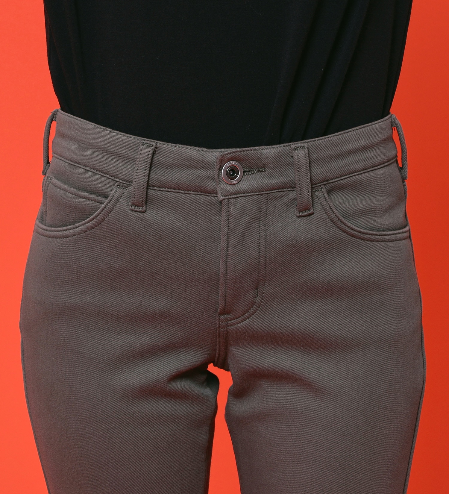 EDWIN(エドウイン)の【試着対象】【裾上げ無料】EDWIN LADIES 『裏シャギーであったかい。』BODY FIRE ジャージーズスリムストレートデニムパンツ【スタンダードモデル】【暖】【冬用】|パンツ/デニム / ジーンズパンツ/レディース|オリーブ