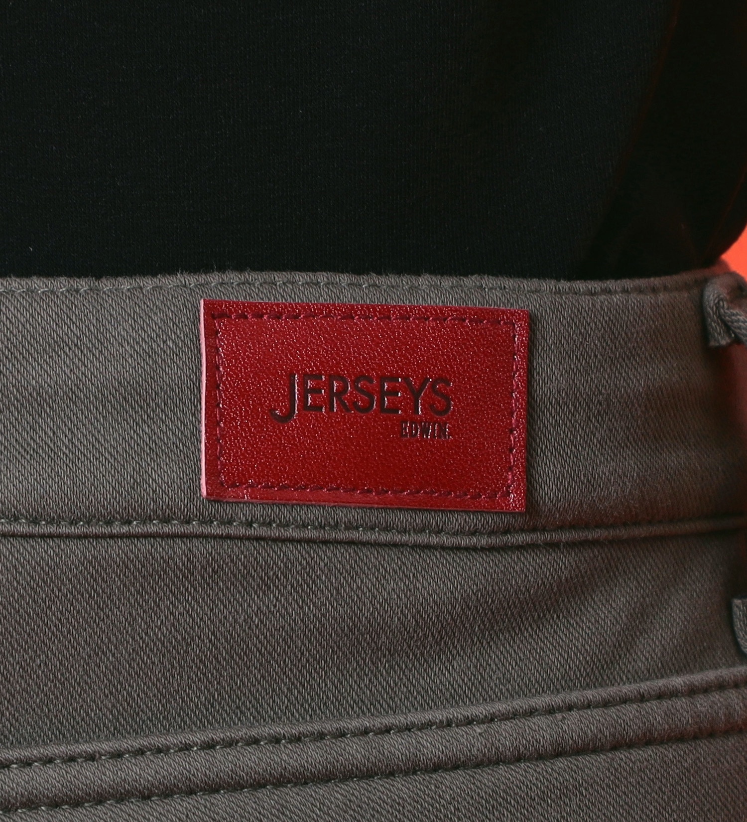 EDWIN(エドウイン)の【試着対象】【裾上げ無料】EDWIN LADIES 『裏シャギーであったかい。』BODY FIRE ジャージーズスリムストレートデニムパンツ【スタンダードモデル】【暖】【冬用】|パンツ/デニム / ジーンズパンツ/レディース|オリーブ