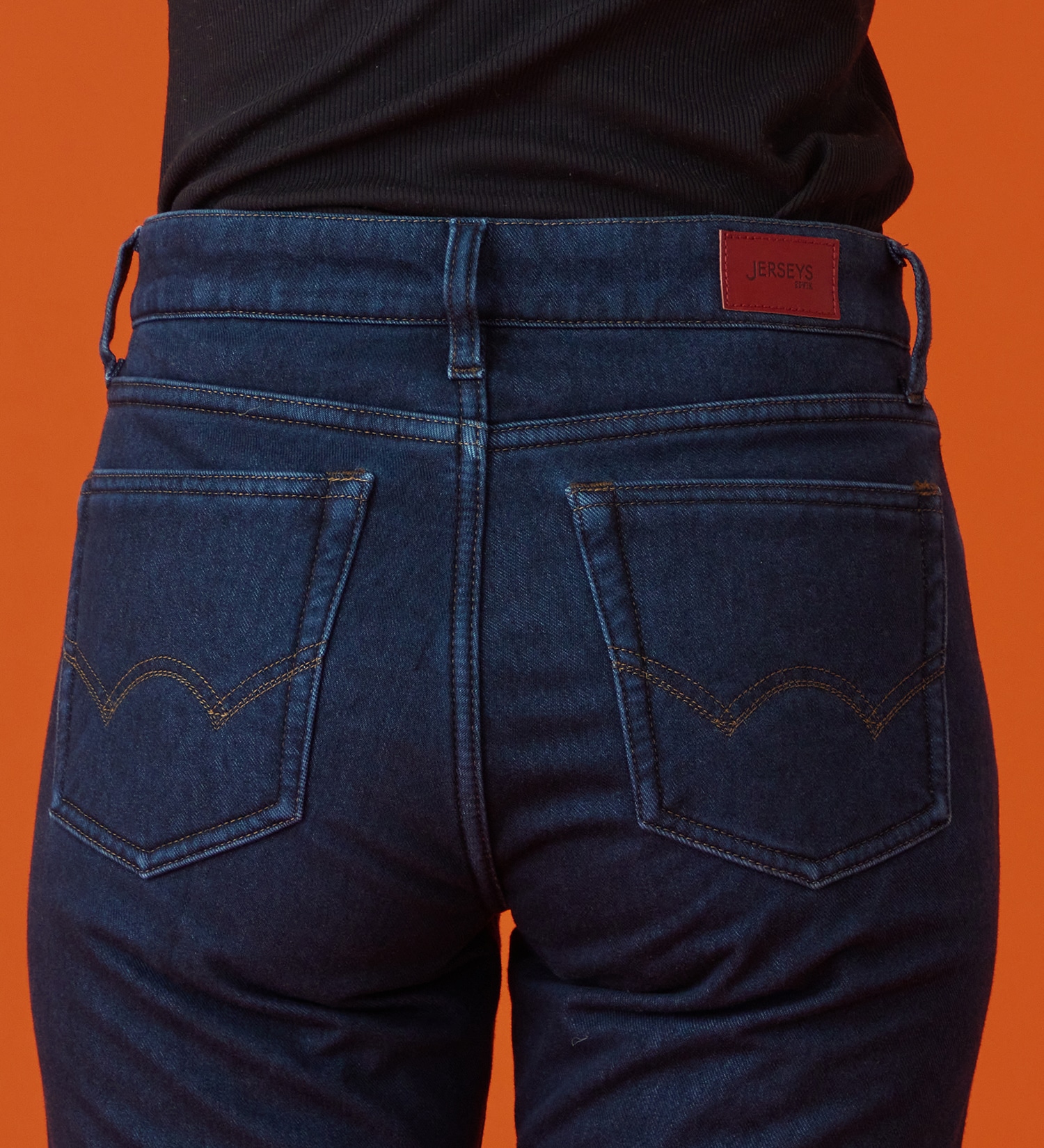 EDWIN(エドウイン)の【予約P】EDWIN LADIES BODY FIREジャージーズ デッドエアー『3層構造+空気層であったかい。』 ストレートデニムパンツ【冬用/暖/ストレッチ/裏起毛/防風】|パンツ/パンツ/レディース|中色ブルー