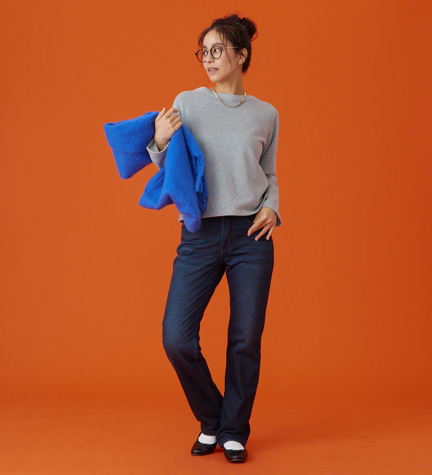 EDWIN(エドウイン)の【予約P】EDWIN LADIES BODY FIREジャージーズ デッドエアー『3層構造+空気層であったかい。』 ストレートデニムパンツ【冬用/暖/ストレッチ/裏起毛/防風】|パンツ/パンツ/レディース|中色ブルー