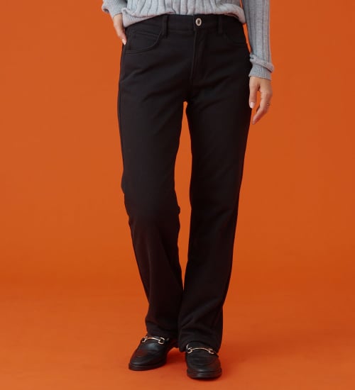 EDWIN(エドウイン)の【予約P】EDWIN LADIES BODY FIREジャージーズ デッドエアー『3層構造+空気層であったかい。』 ストレートデニムパンツ【冬用/暖/ストレッチ/裏起毛/防風】|パンツ/パンツ/レディース|ブラック