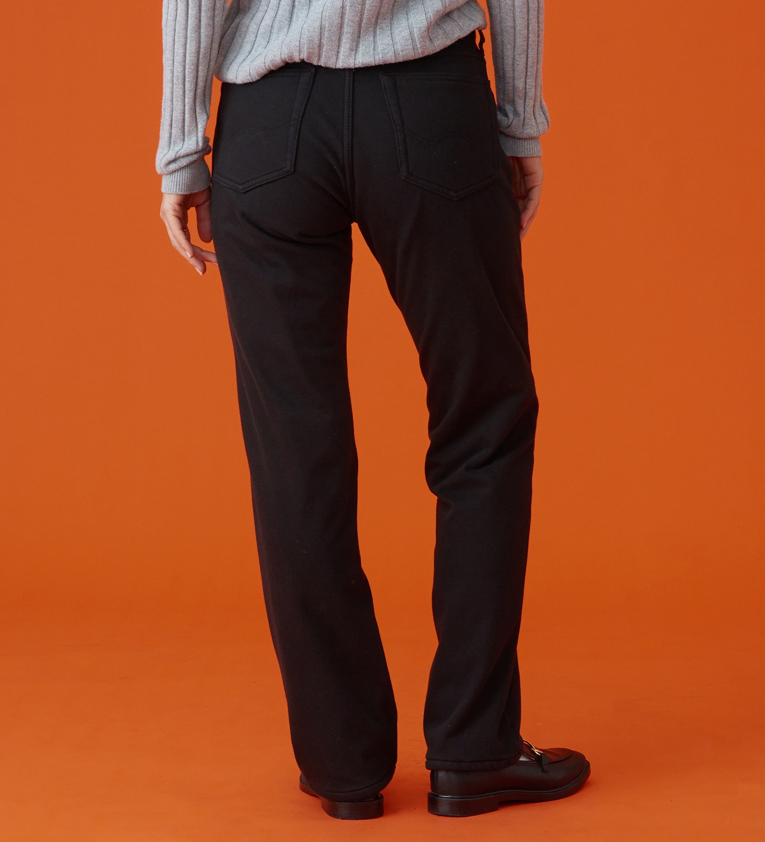 EDWIN(エドウイン)の【予約P】EDWIN LADIES BODY FIREジャージーズ デッドエアー『3層構造+空気層であったかい。』 ストレートデニムパンツ【冬用/暖/ストレッチ/裏起毛/防風】|パンツ/パンツ/レディース|ブラック