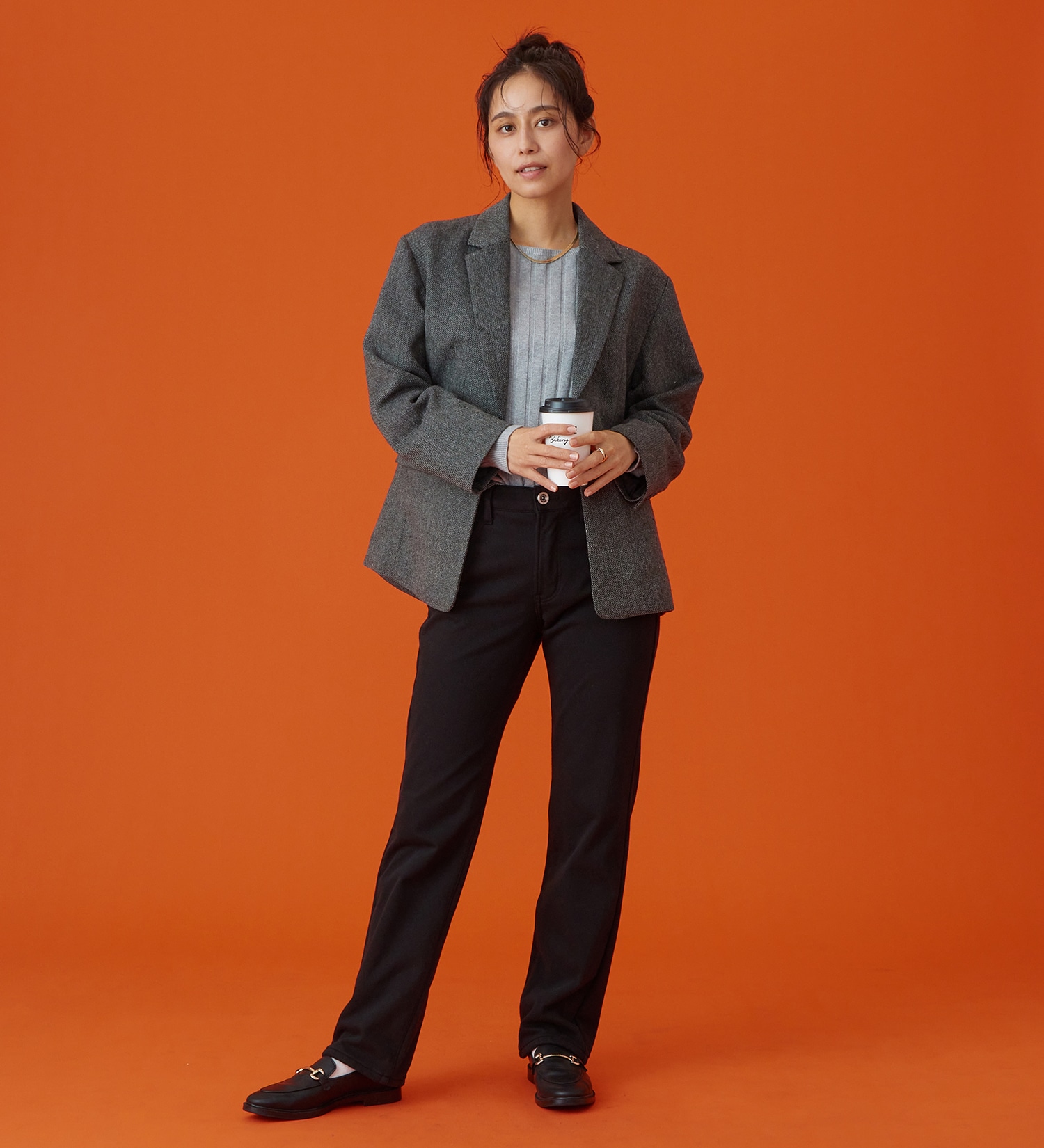EDWIN(エドウイン)の【予約P】EDWIN LADIES BODY FIREジャージーズ デッドエアー『3層構造+空気層であったかい。』 ストレートデニムパンツ【冬用/暖/ストレッチ/裏起毛/防風】|パンツ/パンツ/レディース|ブラック