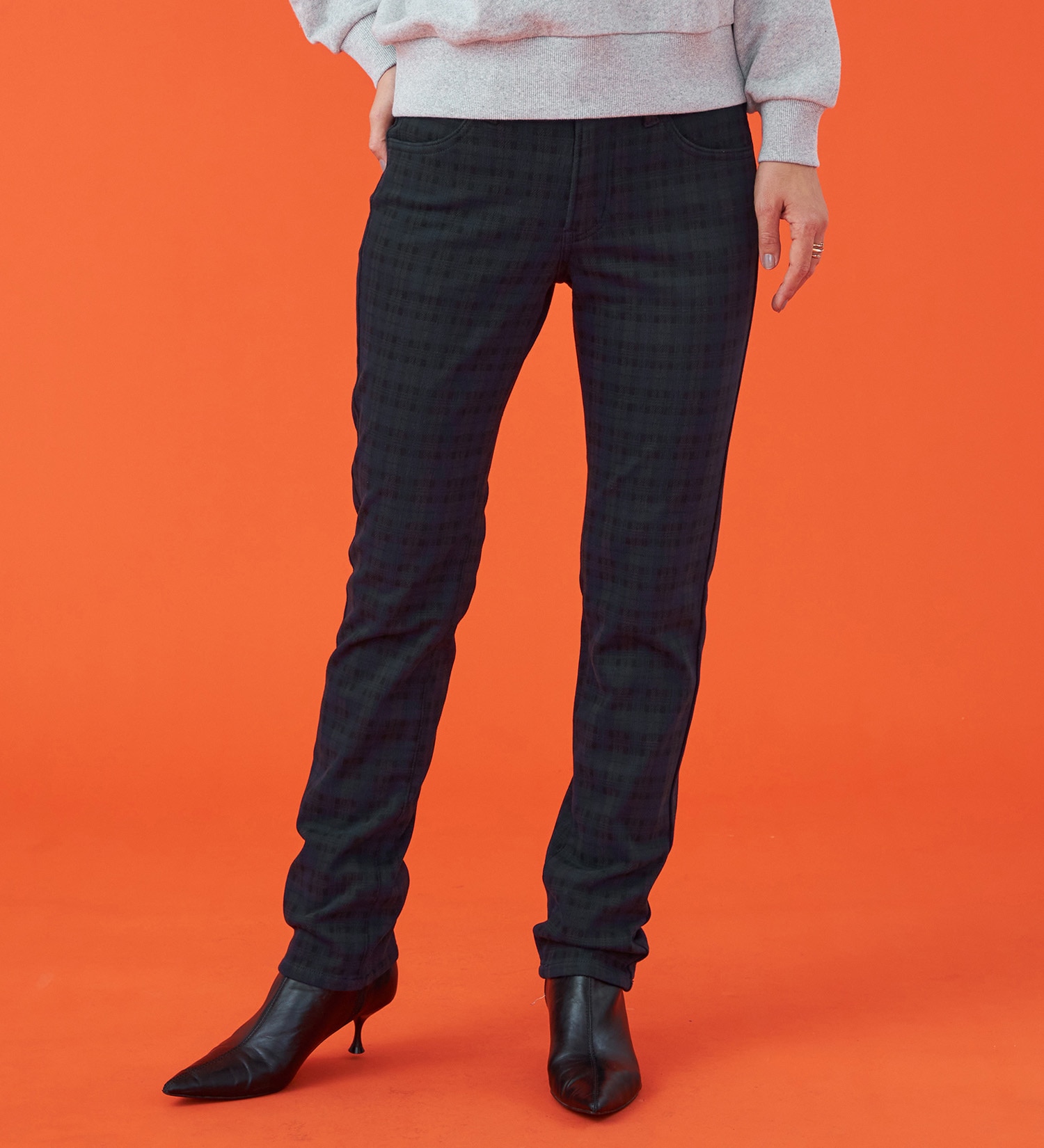 EDWIN(エドウイン)の【試着対象】【裾上げ無料】EDWIN LADIES 『裏起毛であったかい。』BODY FIREジャージーズスリムストレートデニムパンツ【エントリーモデル】【暖】|パンツ/パンツ/レディース|チェック