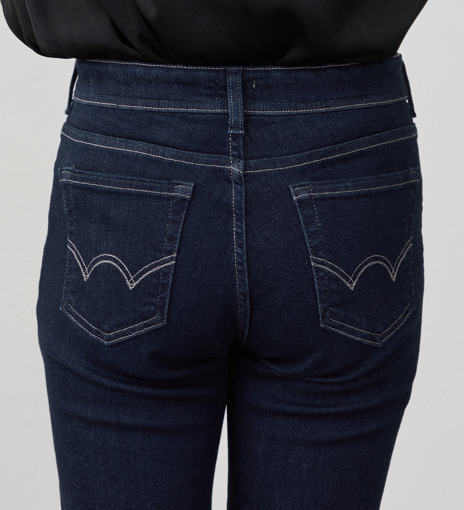 EDWIN(エドウイン)の【試着対象】ジャージーズ プレミアム ストレート デニムパンツ ジーンズ ストレッチ|パンツ/デニム / ジーンズパンツ/レディース|インディゴブルー