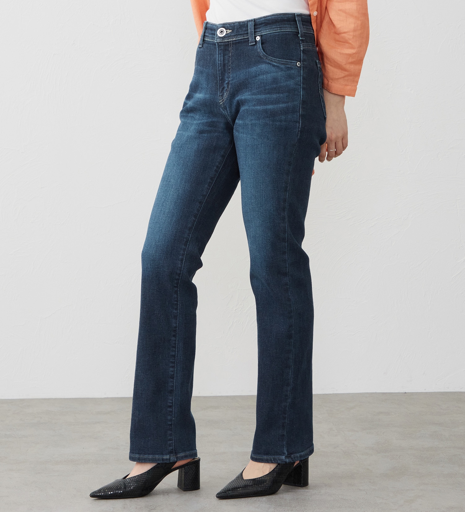 EDWIN(エドウイン)の【試着対象】ジャージーズ プレミアム ストレート デニムパンツ ジーンズ ストレッチ|パンツ/デニム / ジーンズパンツ/レディース|中色ブルー